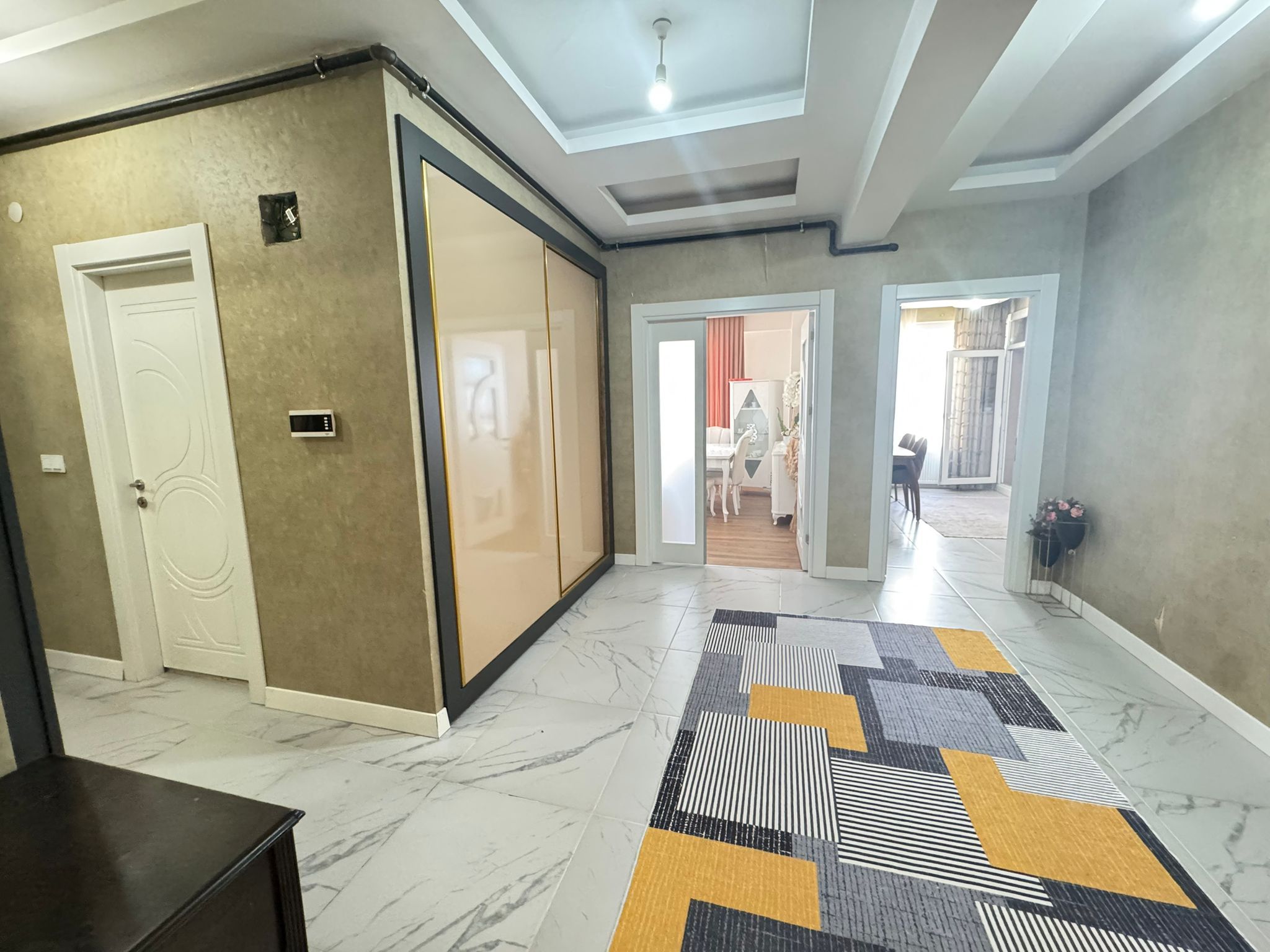75 YOL BİTİMİ SATILIK 4,5+1 FULL MASRAFLI SATILIK DAİRE