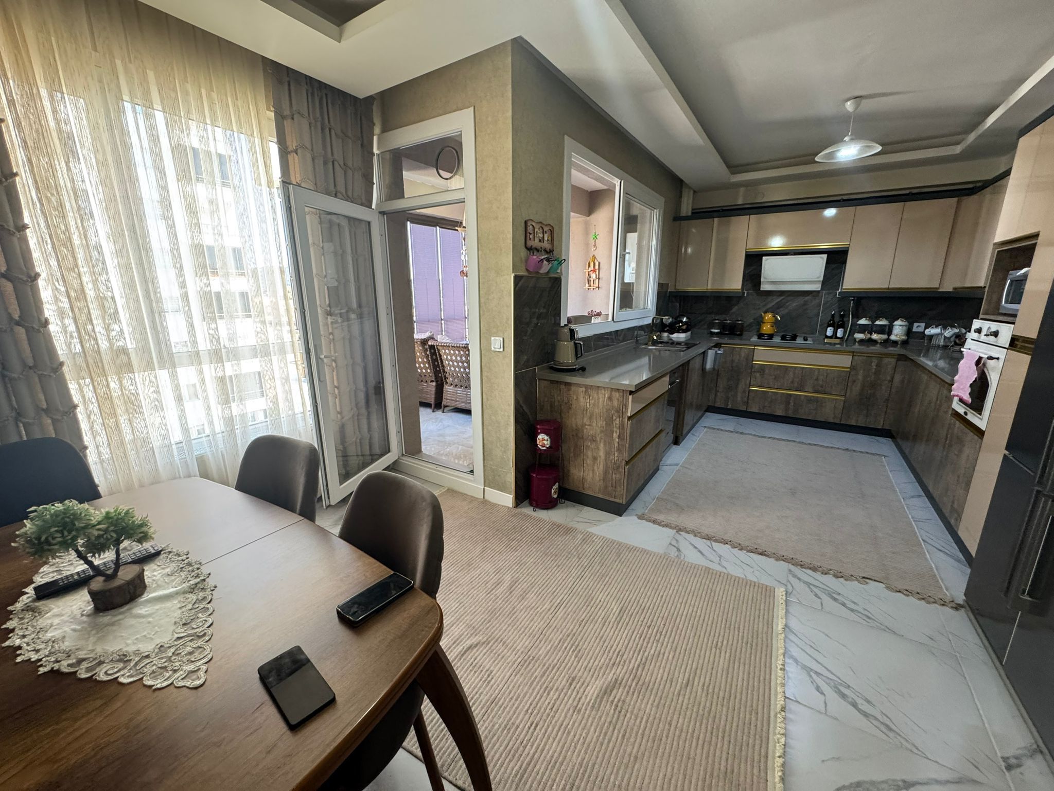 75 YOL BİTİMİ SATILIK 4,5+1 FULL MASRAFLI SATILIK DAİRE