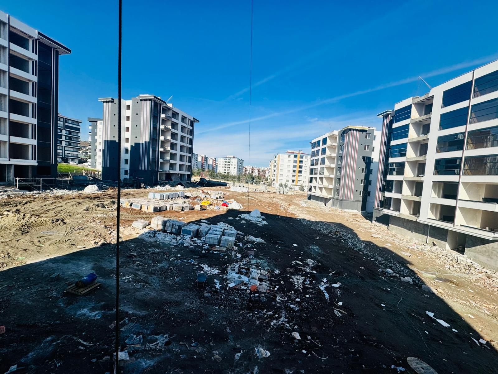 YENİŞEHİR DÖNÜMLÜ MAHALESİNDE 2+1 LÜKS DAİRE