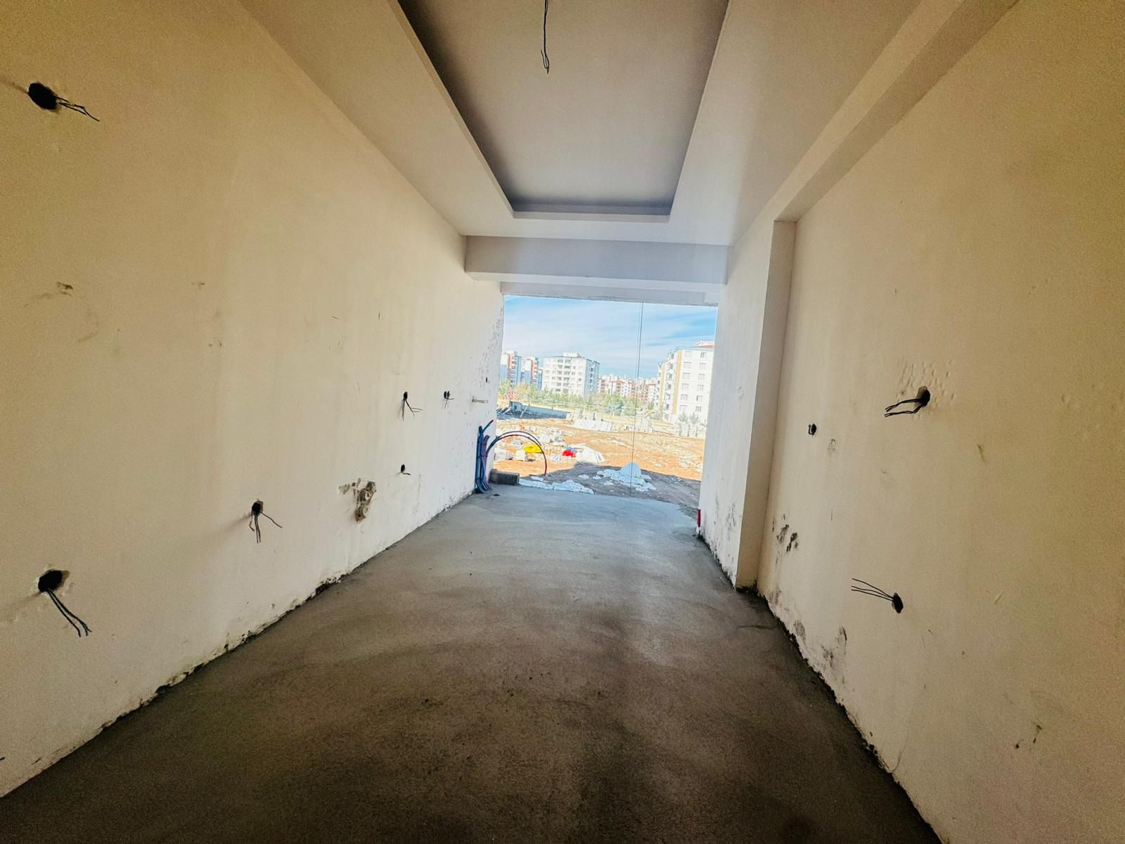 YENİŞEHİR DÖNÜMLÜ MAHALESİNDE 2+1 LÜKS DAİRE