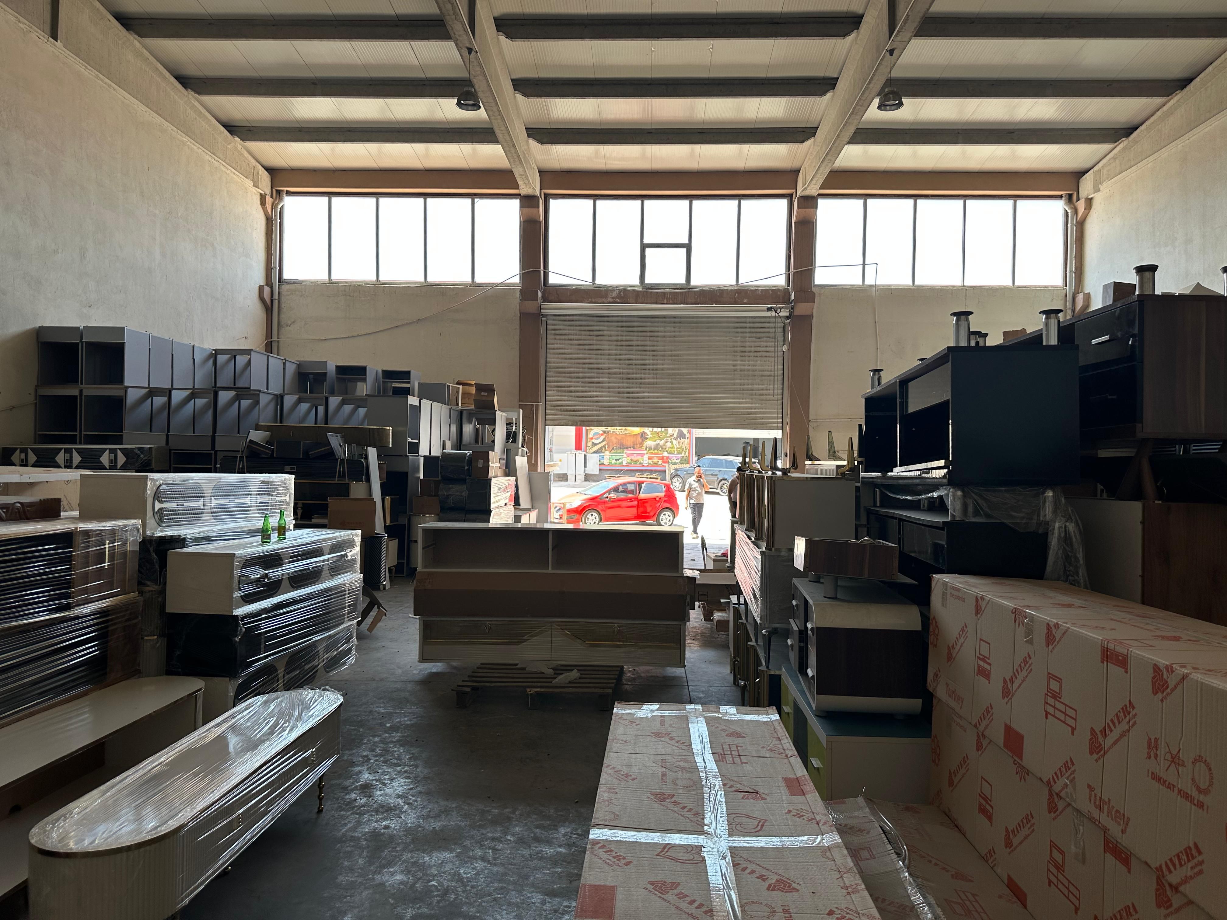 MEGA SANAYİDE 400M2 SATILIK FIRSAT DÜKKAN