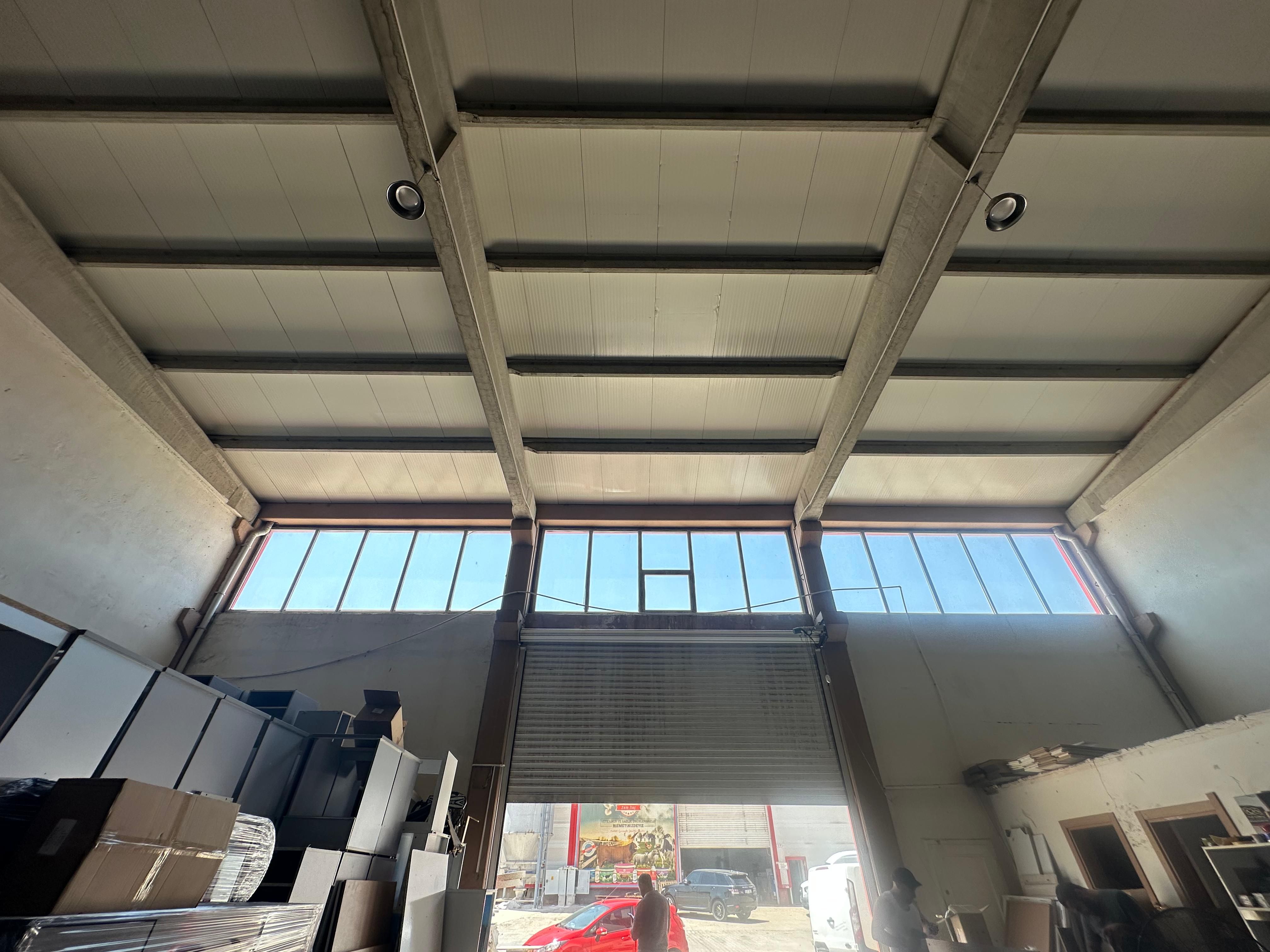 MEGA SANAYİDE 400M2 SATILIK FIRSAT DÜKKAN