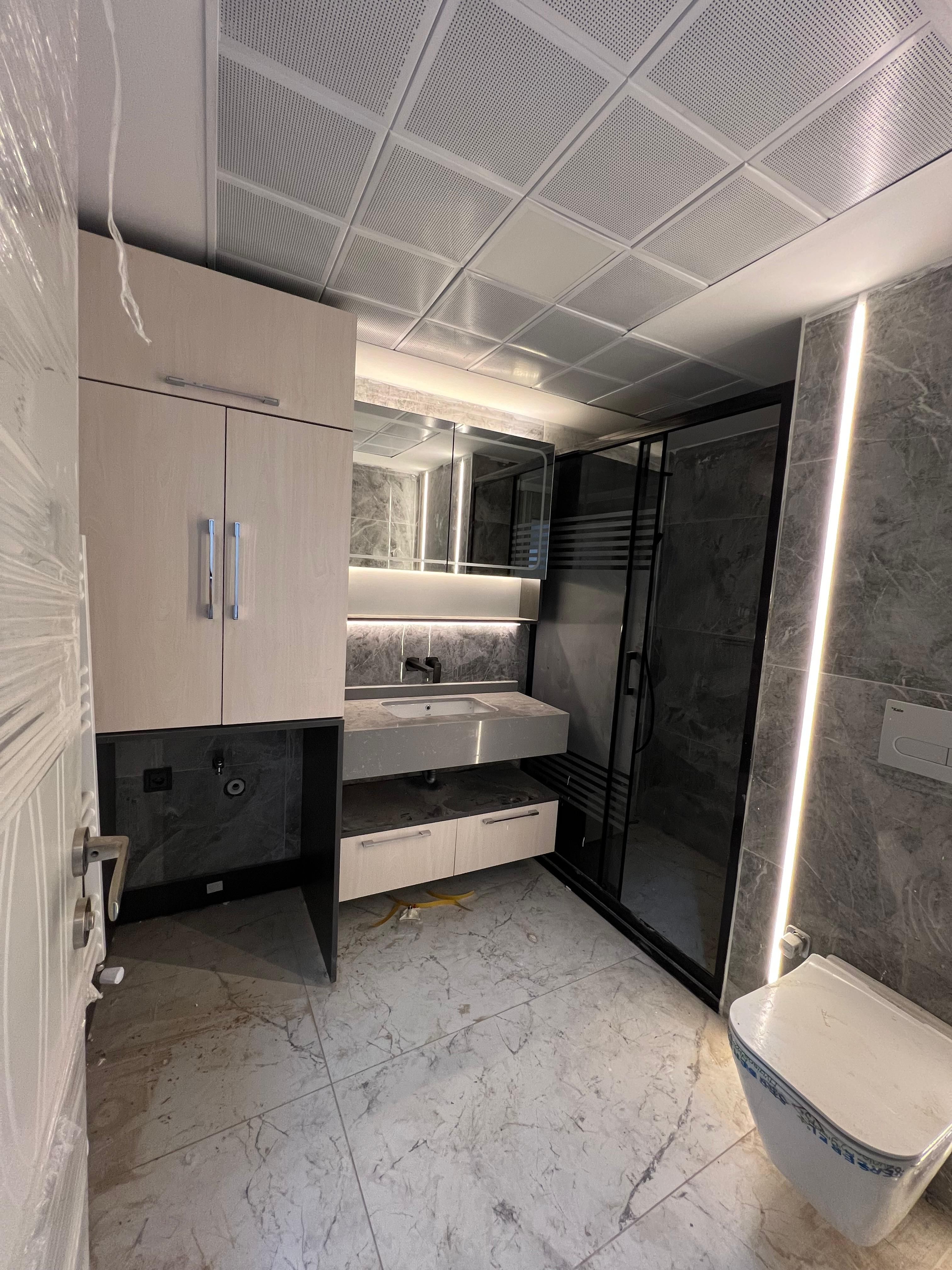 FOUR'S PLAZA ARKASI'NDA SATILIK 3+1 DAİRE