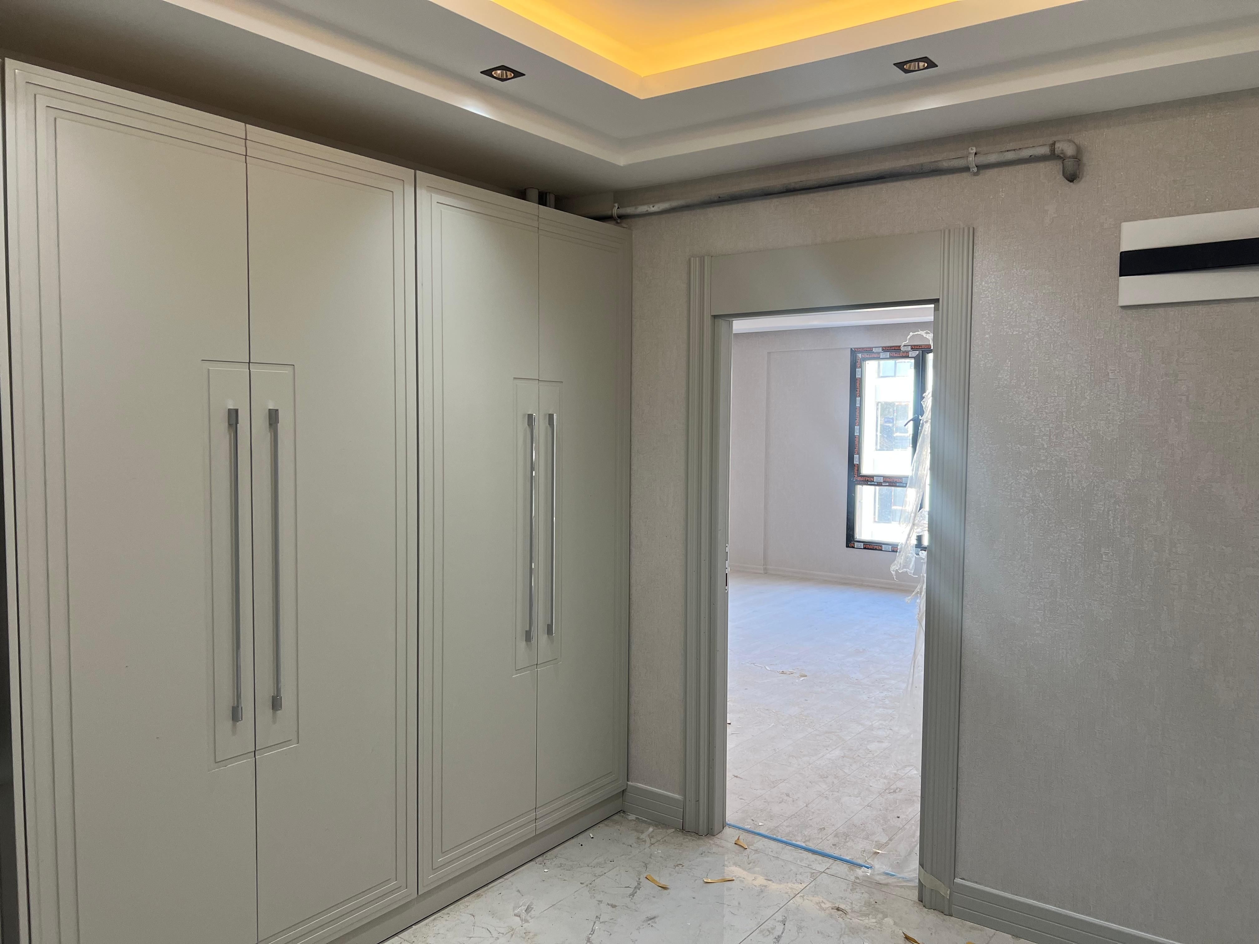 FOUR'S PLAZA ARKASI'NDA SATILIK 3+1 DAİRE