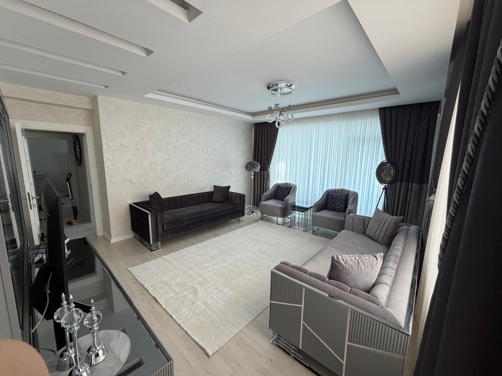 OTOGAR ARKASI ŞEHİR HASTANESİ CİVARI 117 NET HAVUZLU LÜX DAİRE
