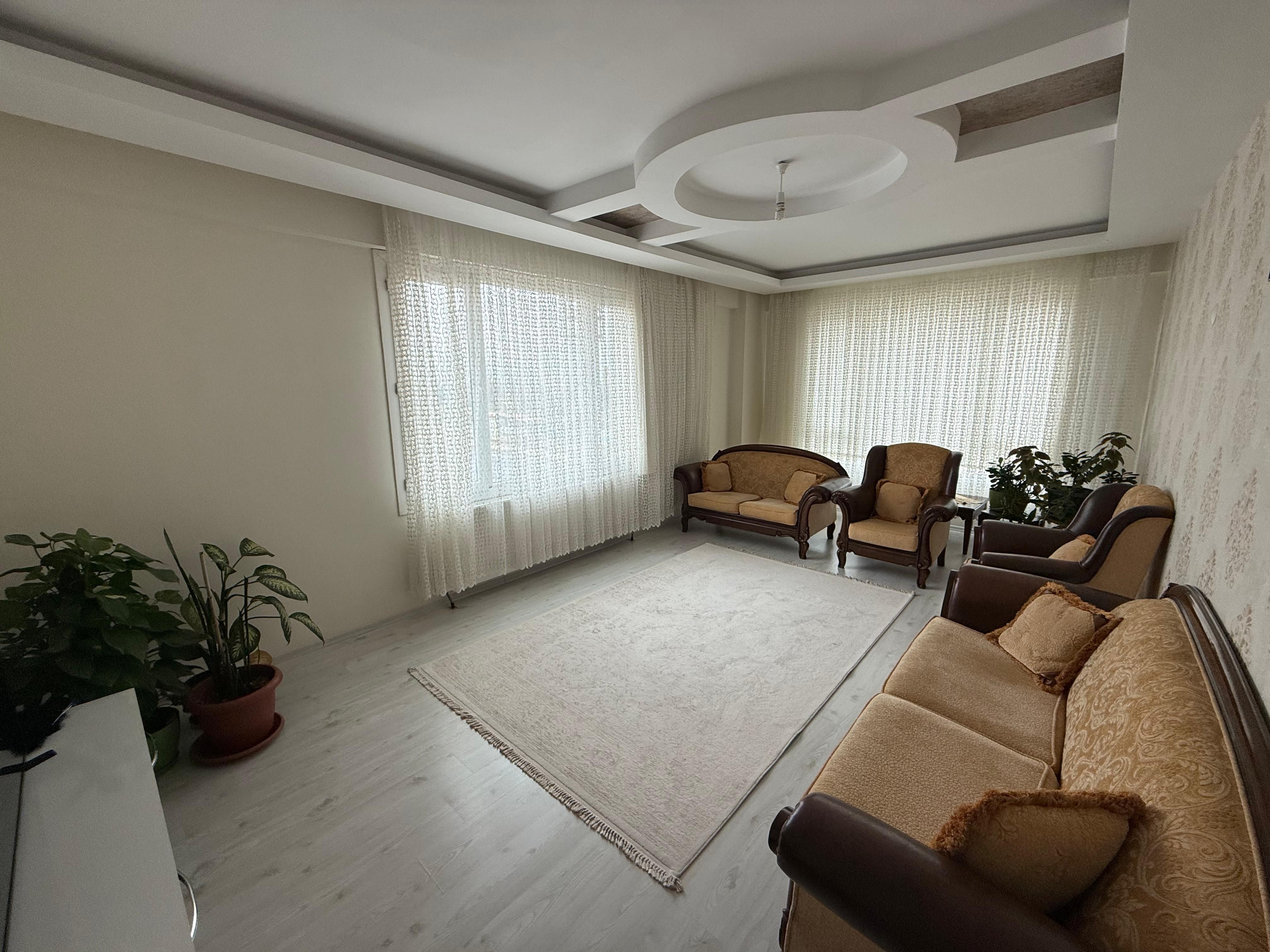 FABRİKA MAHALLESİNDE 3+1 SATILIK FIRSAT DAİRE