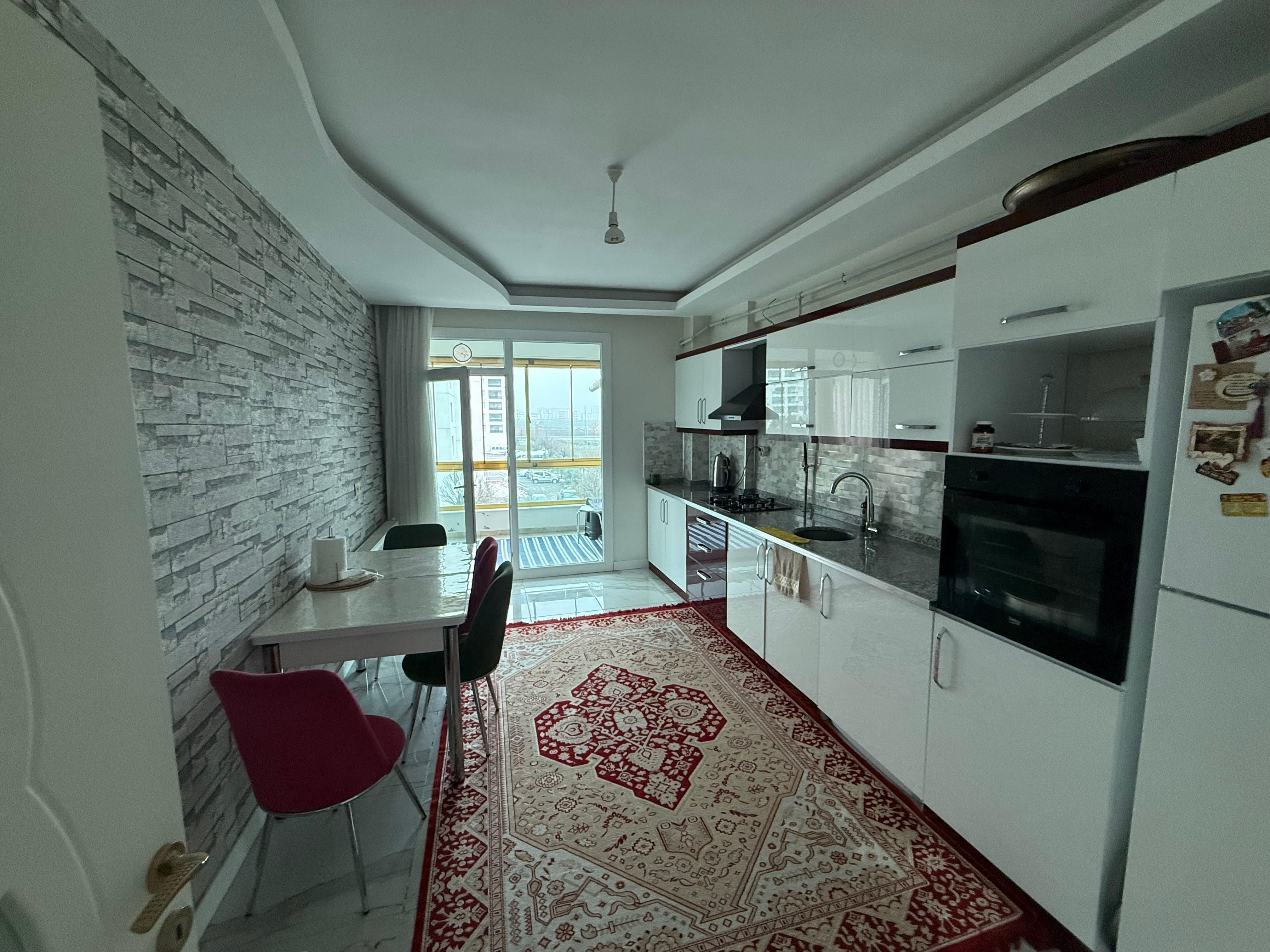 FABRİKA MAHALLESİNDE 3+1 SATILIK FIRSAT DAİRE