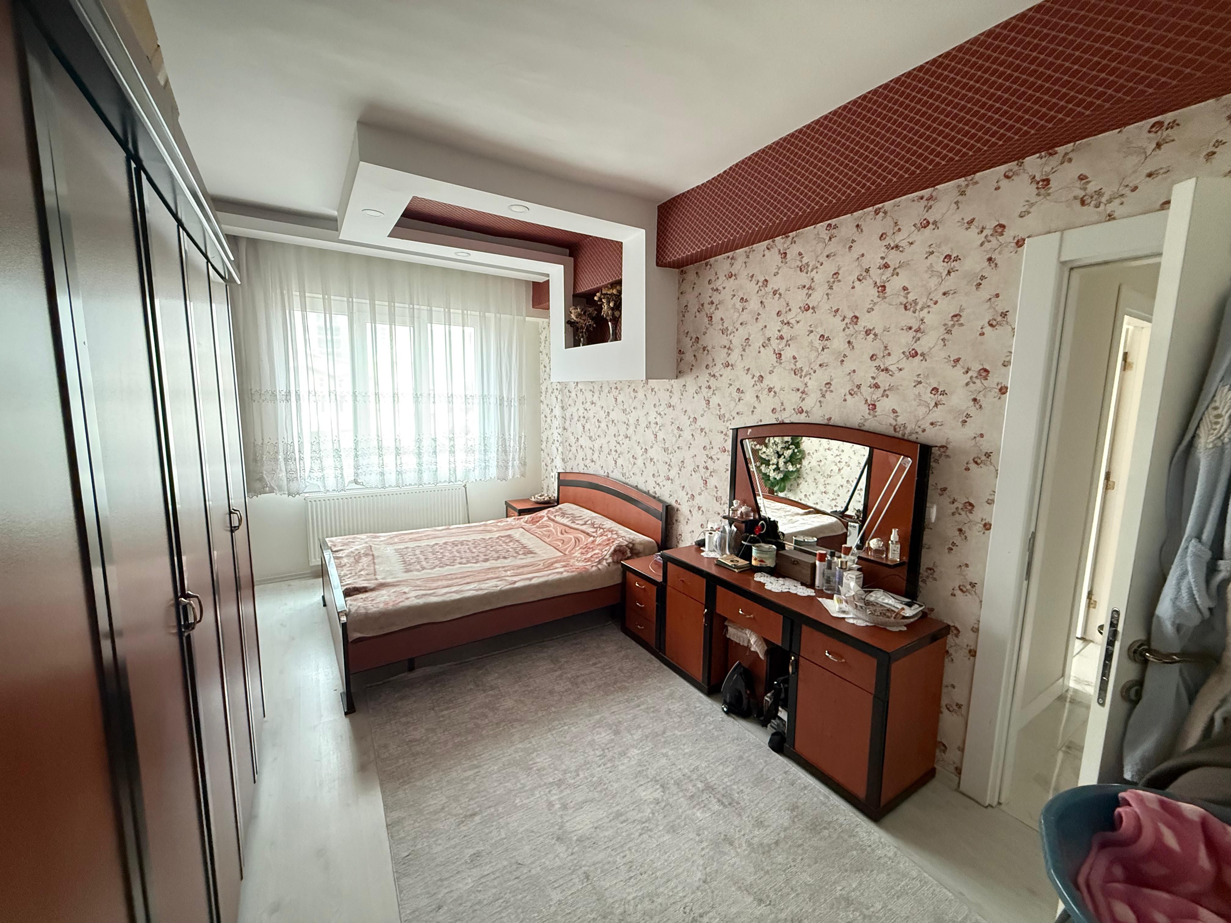 FABRİKA MAHALLESİNDE 3+1 SATILIK FIRSAT DAİRE