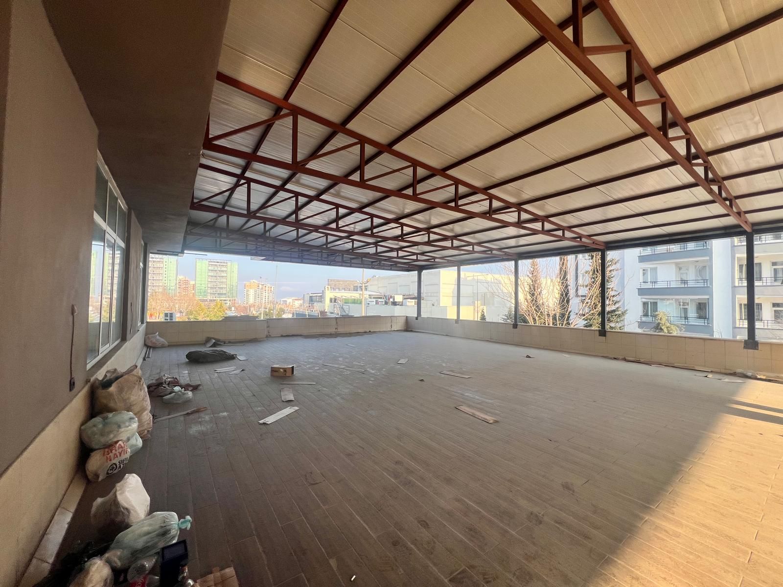 FORUM AVM YANI GELECEĞİ PARLAK SATILIK TERASLI İŞ YERİ