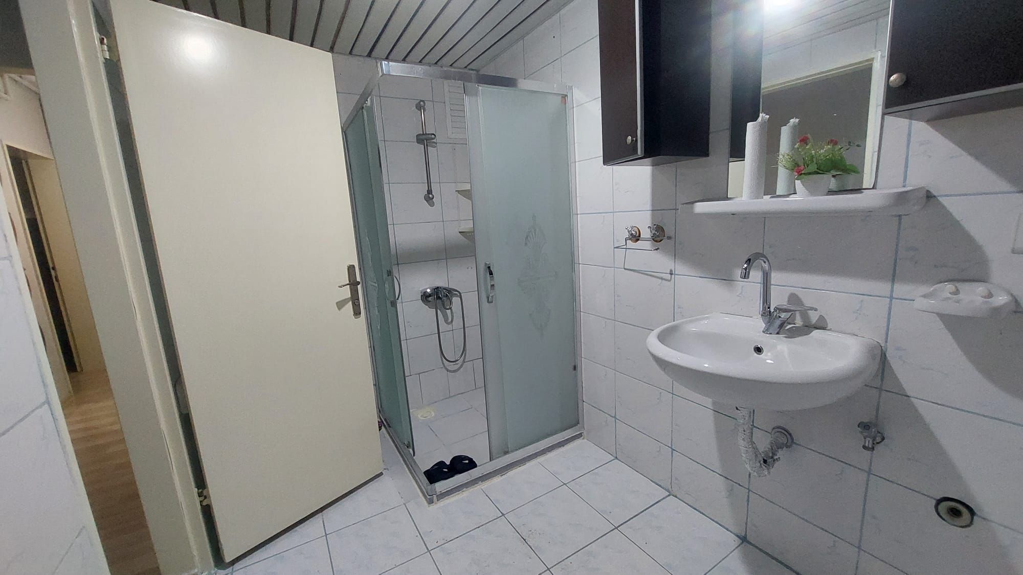 SEYRANTEPE'DE BAKIMLI MERKEZİ KONUMDA 3+1 SATILIK FIRSAT DAİRE