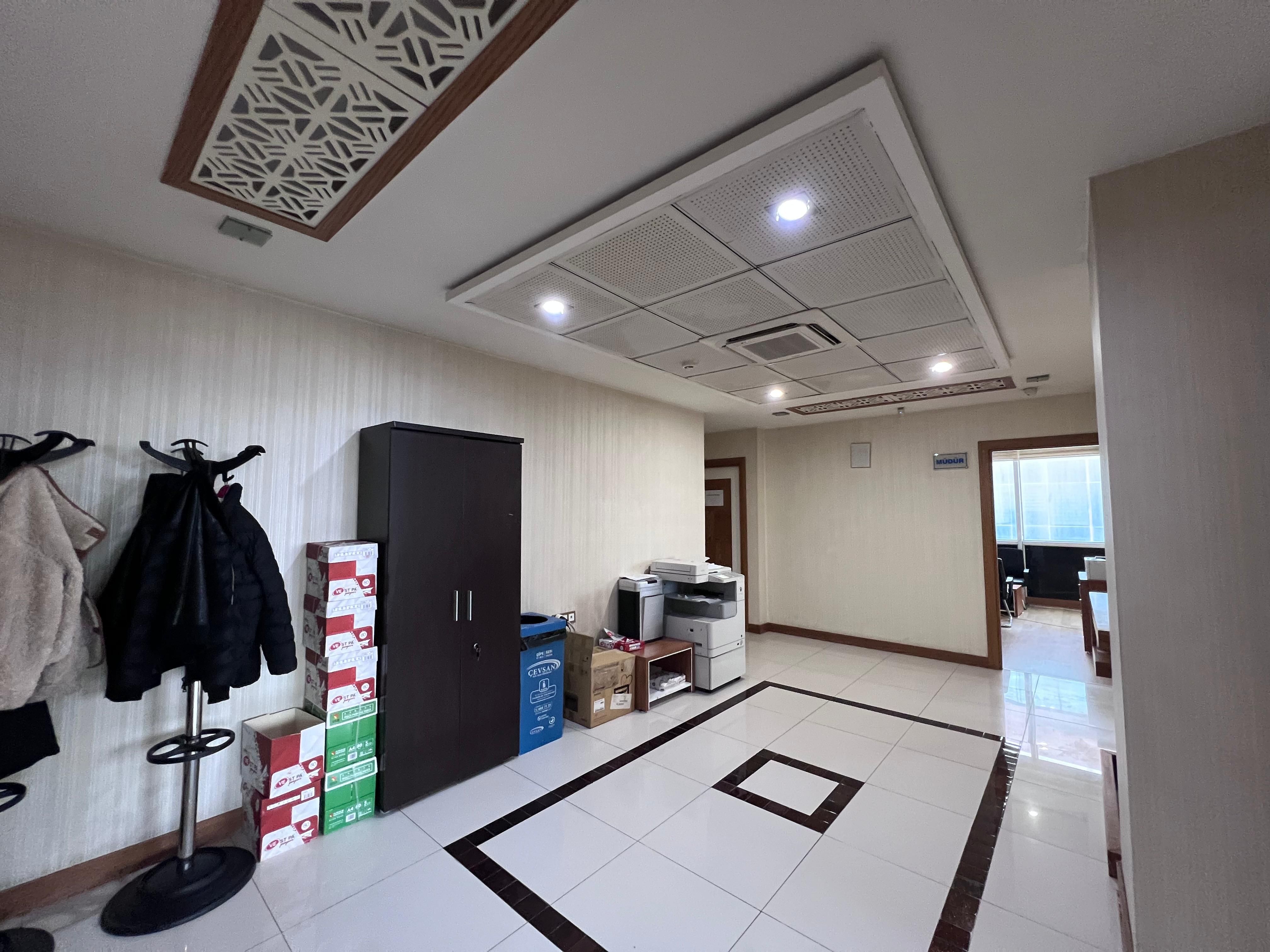 DAĞKAPI ORYIL MY OFFİCE'TE SATILIK 6+2 BÜRO