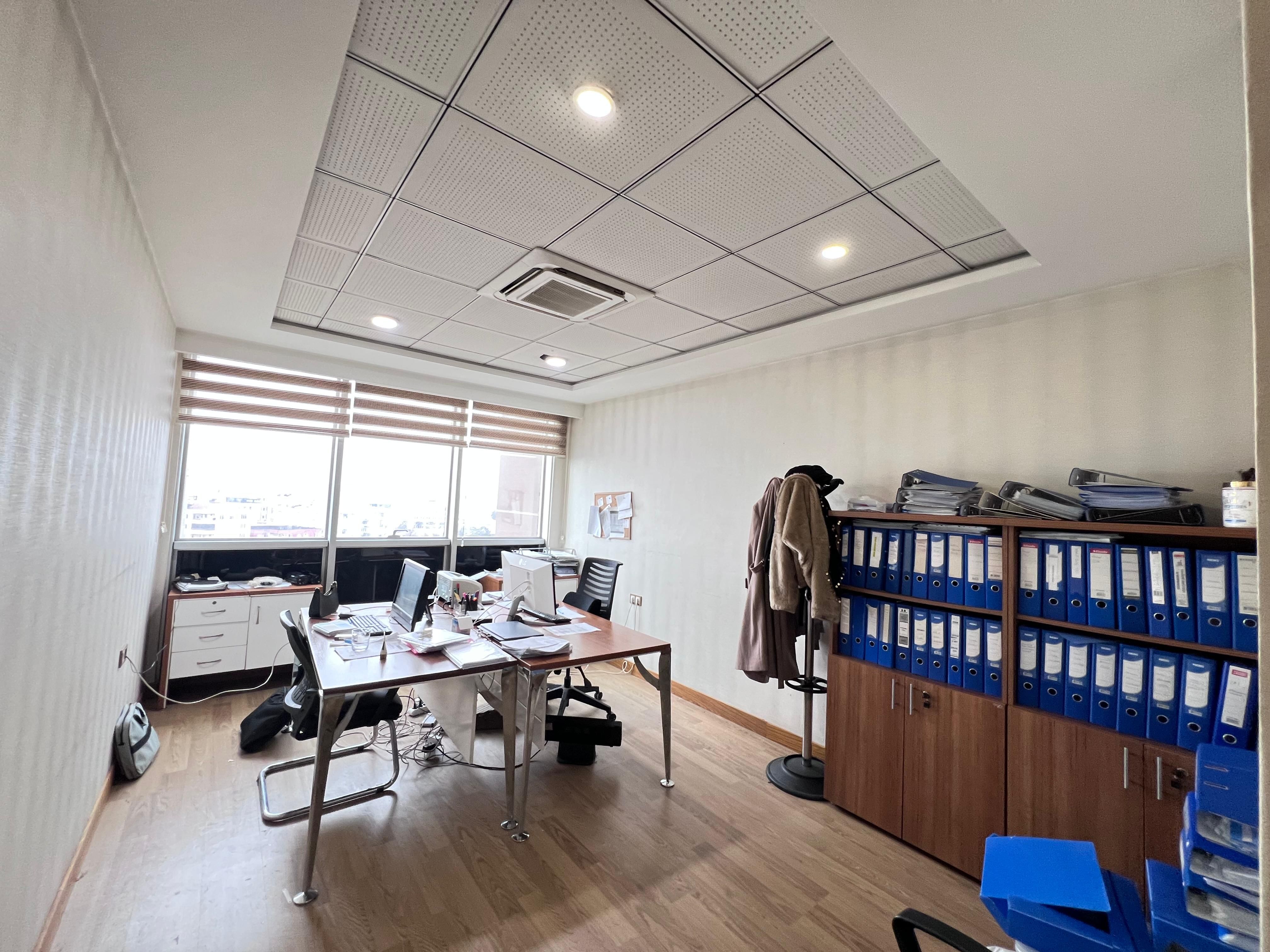DAĞKAPI ORYIL MY OFFİCE'TE SATILIK 6+2 BÜRO