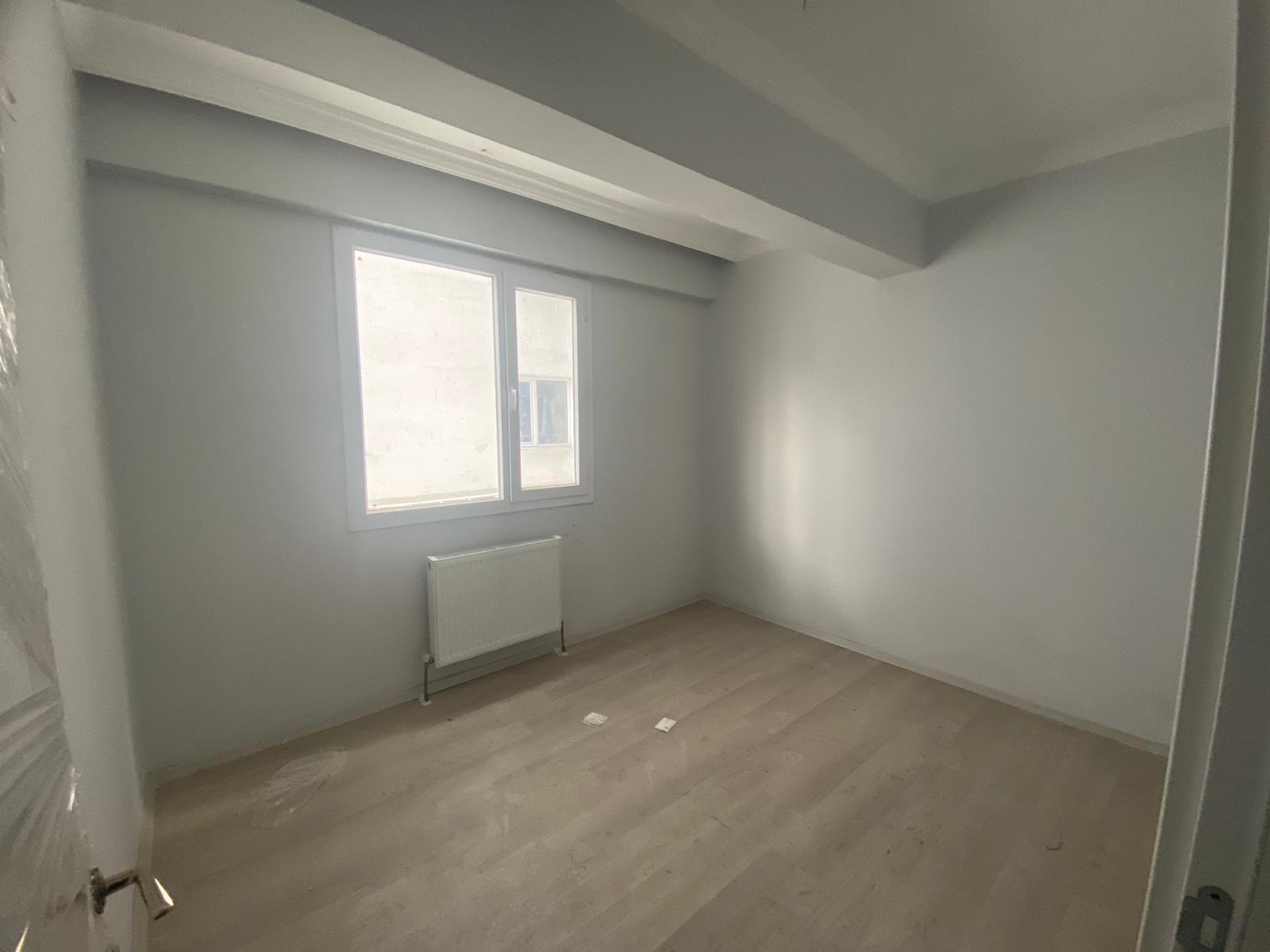 RIZVANAĞA CADDESİNDE SATILIK KELEPİR 2+1 DAİRE