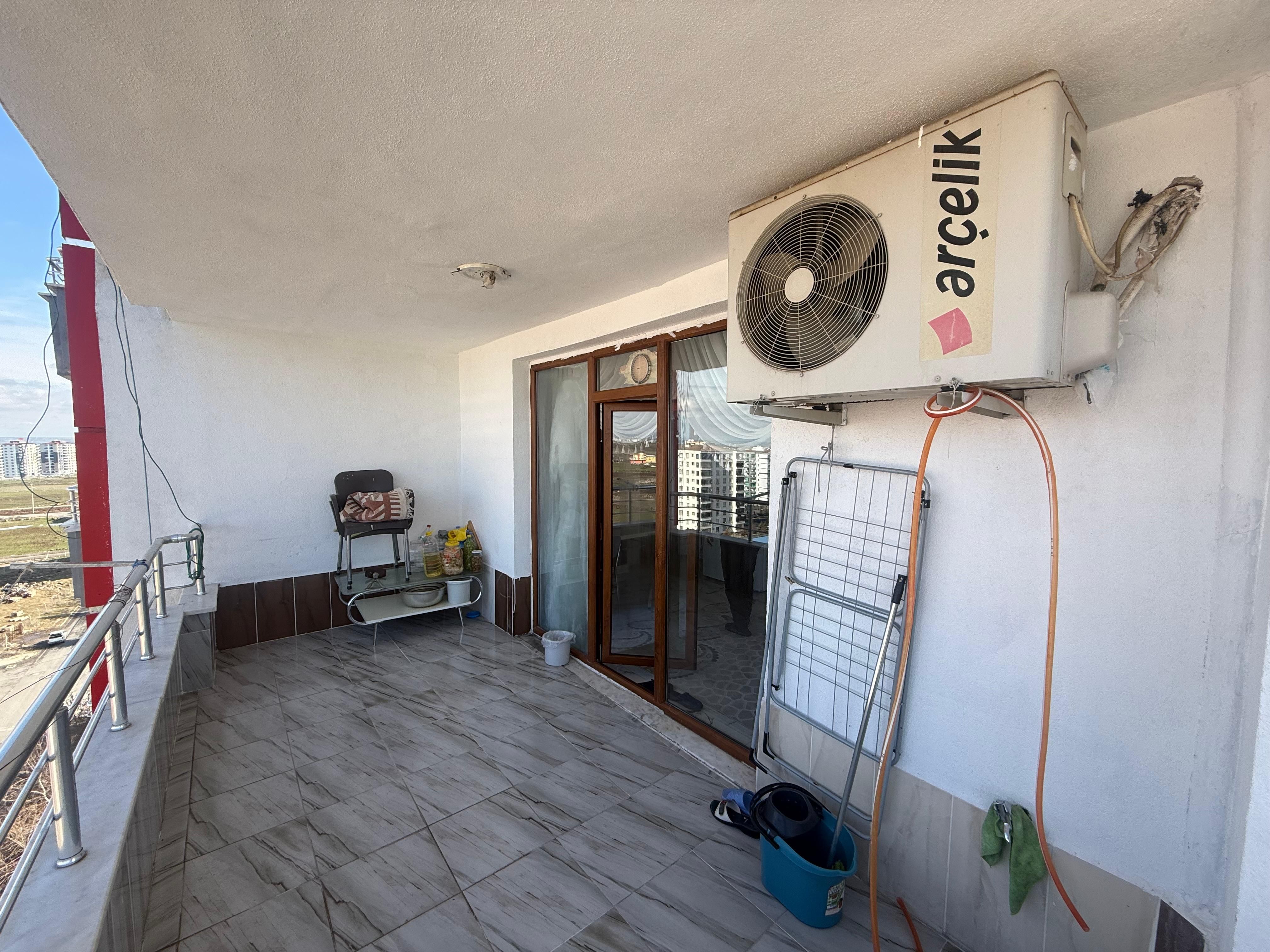 ÜÇKUYULARDA 3+1SATILIK FIRSAT DAİRE