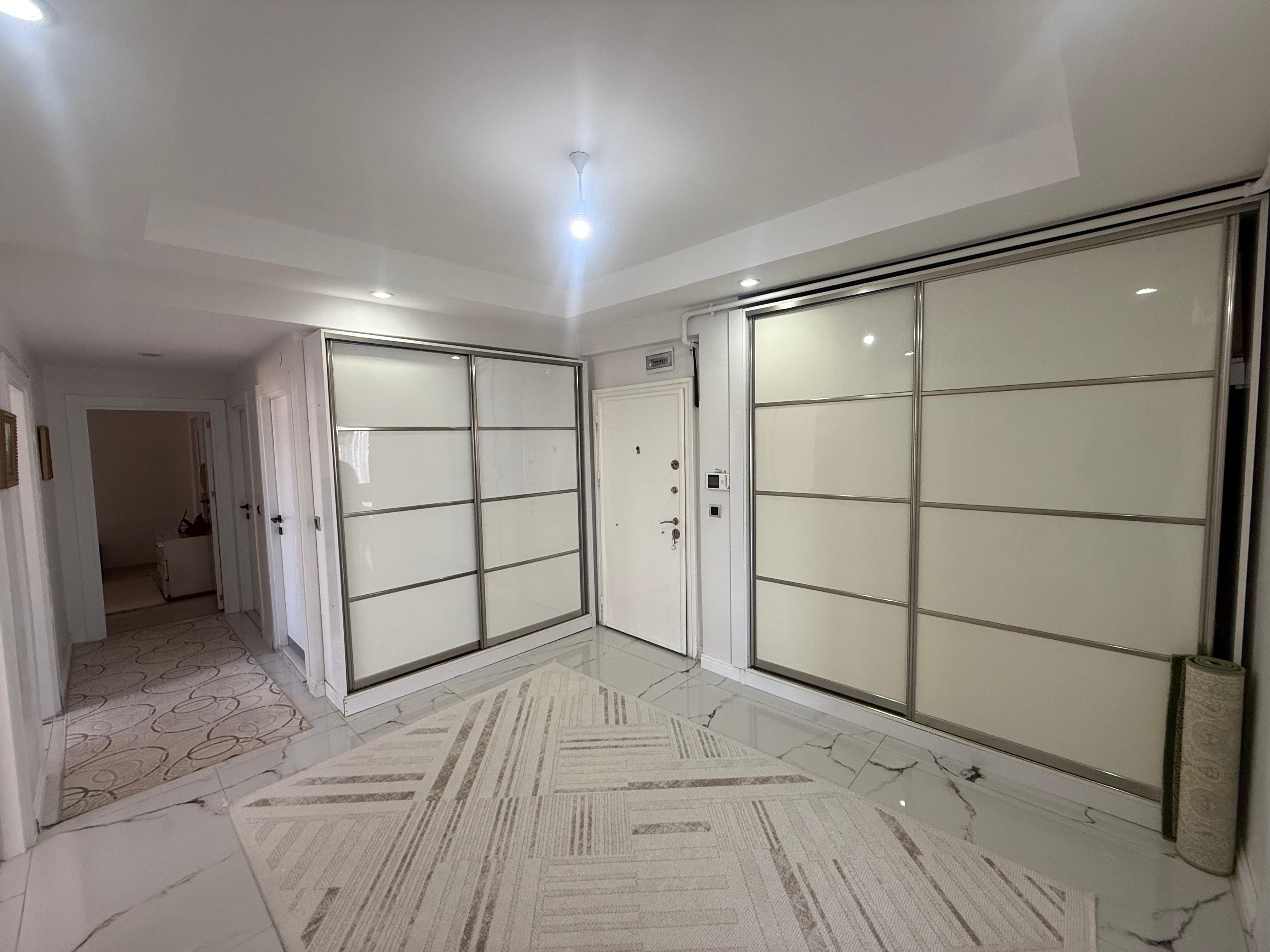 ÜÇKUYULARDA 3+1SATILIK FIRSAT DAİRE