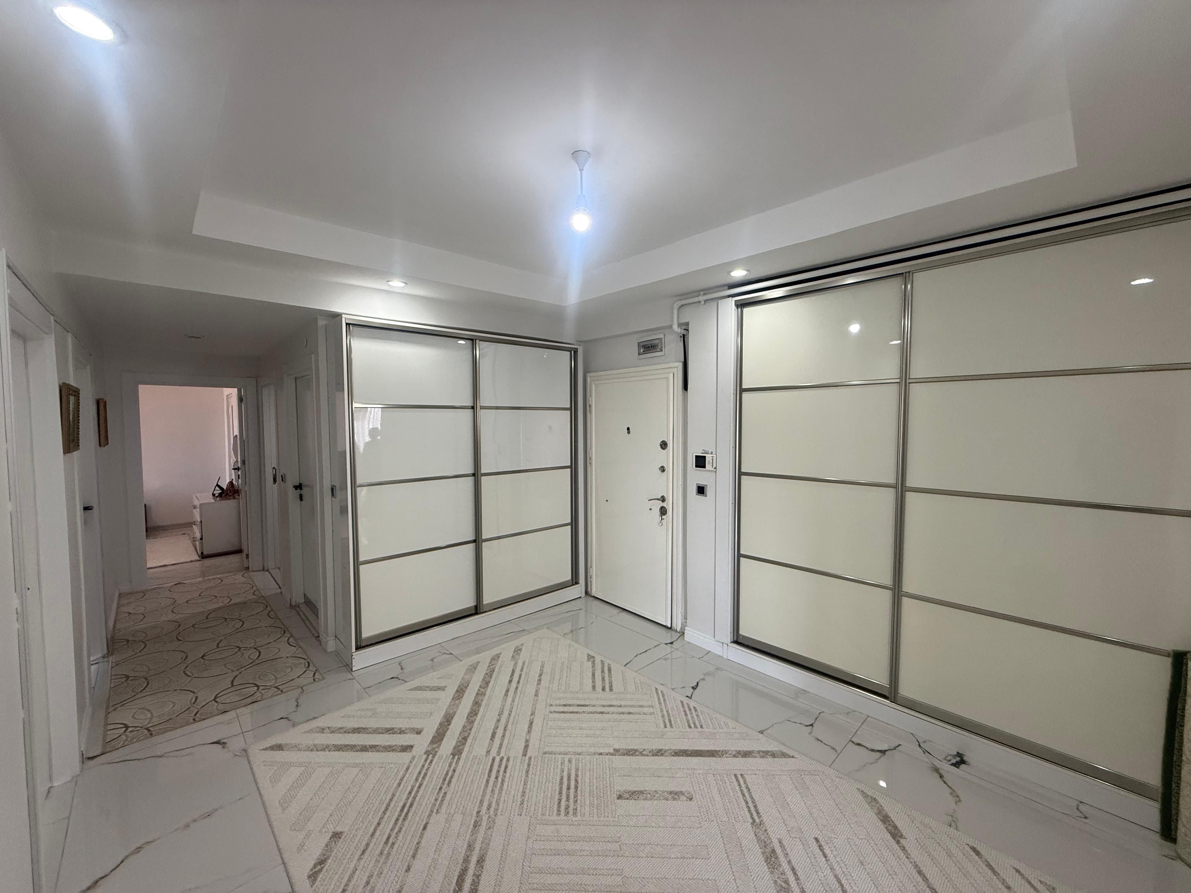 ÜÇKUYULARDA 3+1SATILIK FIRSAT DAİRE