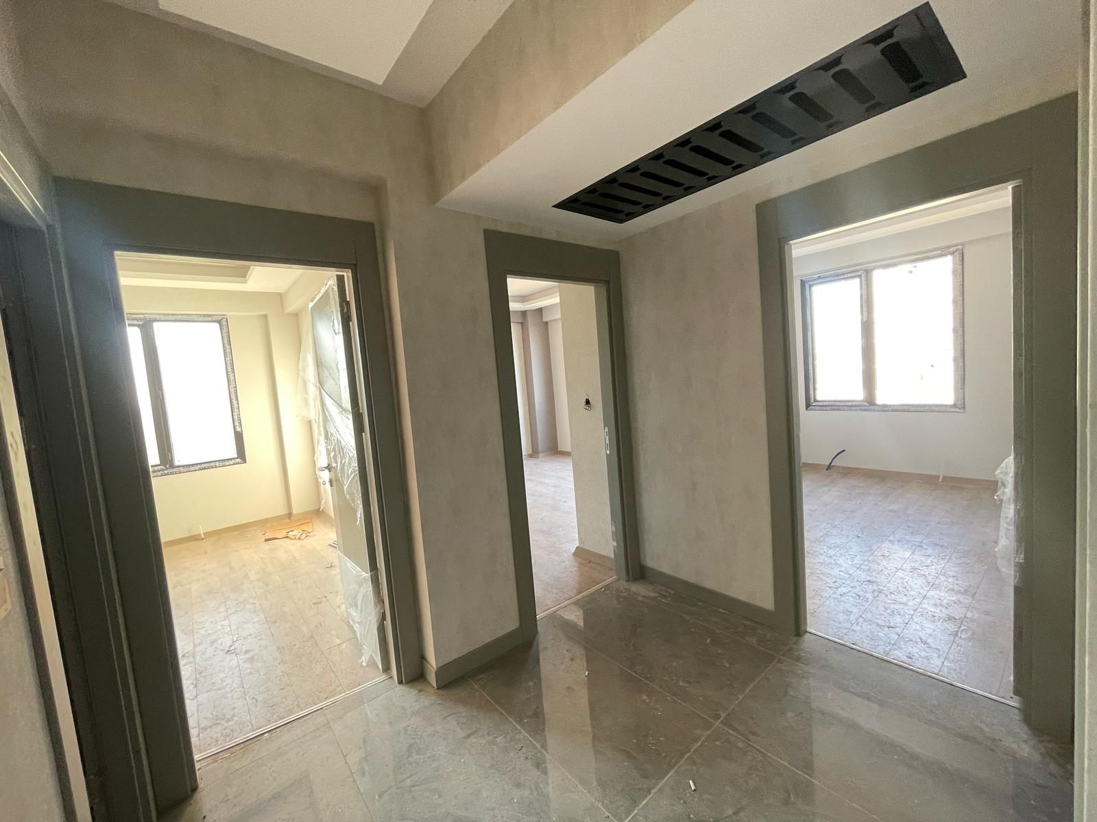 ELAZIĞ YOLU ÜZERİ 2+1 SATILIK HAVUZLU SIFIR DAİRE
