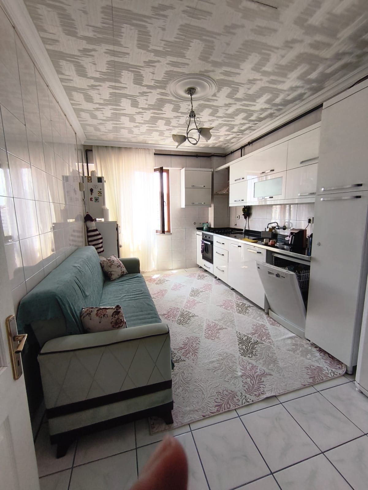 YENİ YOL'DA SATILIK 3+1 DAİRE