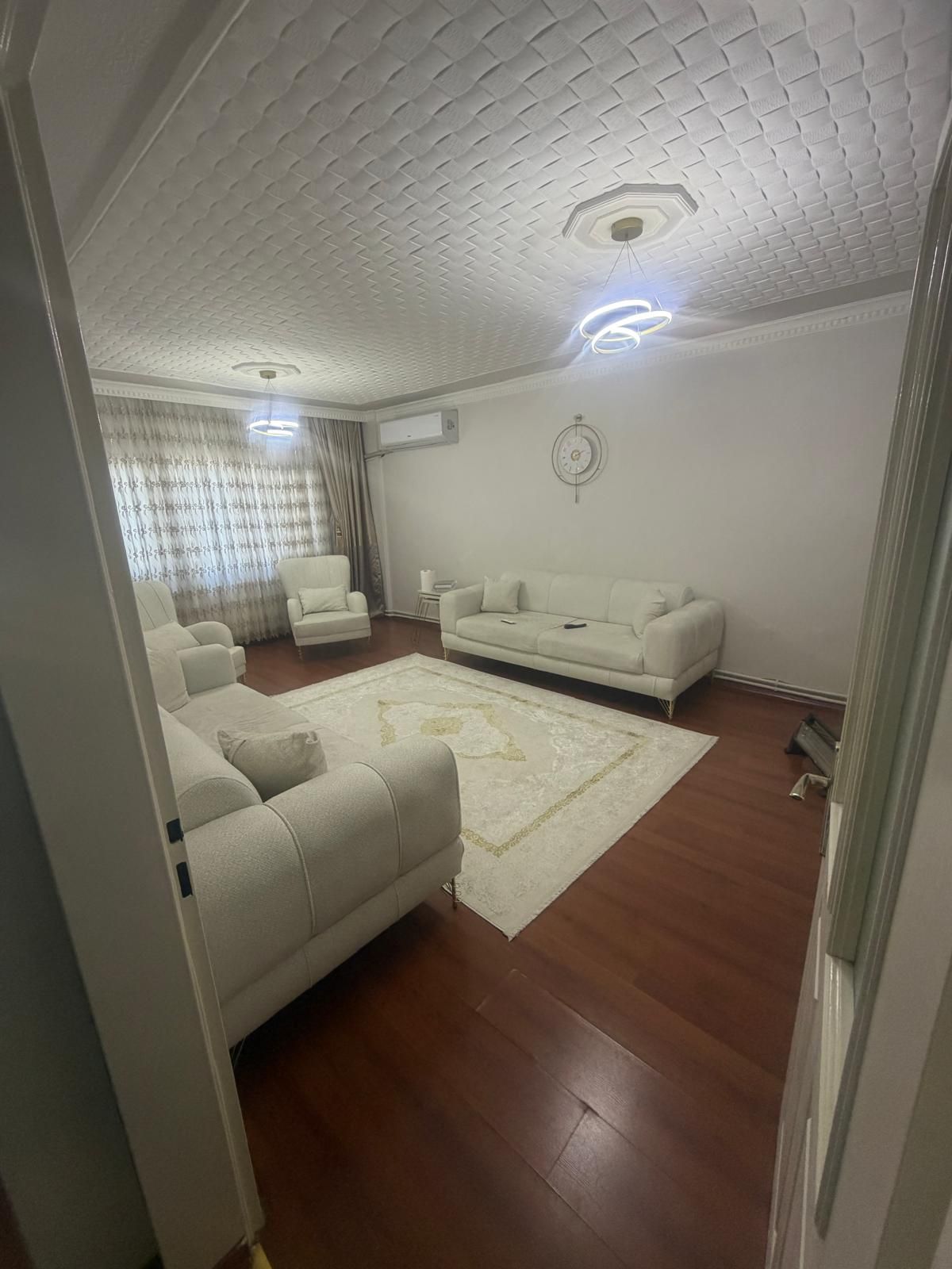 SEYRANTEPE'DE BAKIMLI MERKEZİ KONUMDA 2+1 SATILIK FIRSAT DAİRE