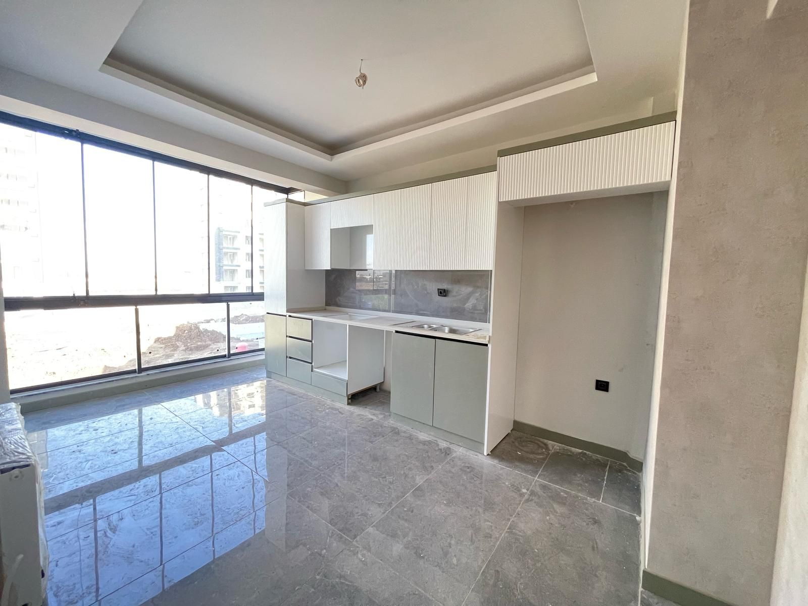 SATILIK ELAZIĞ YOLU ÜZERİ 2+1 KİRALIK HAVUZLU SIFIR DAİRE