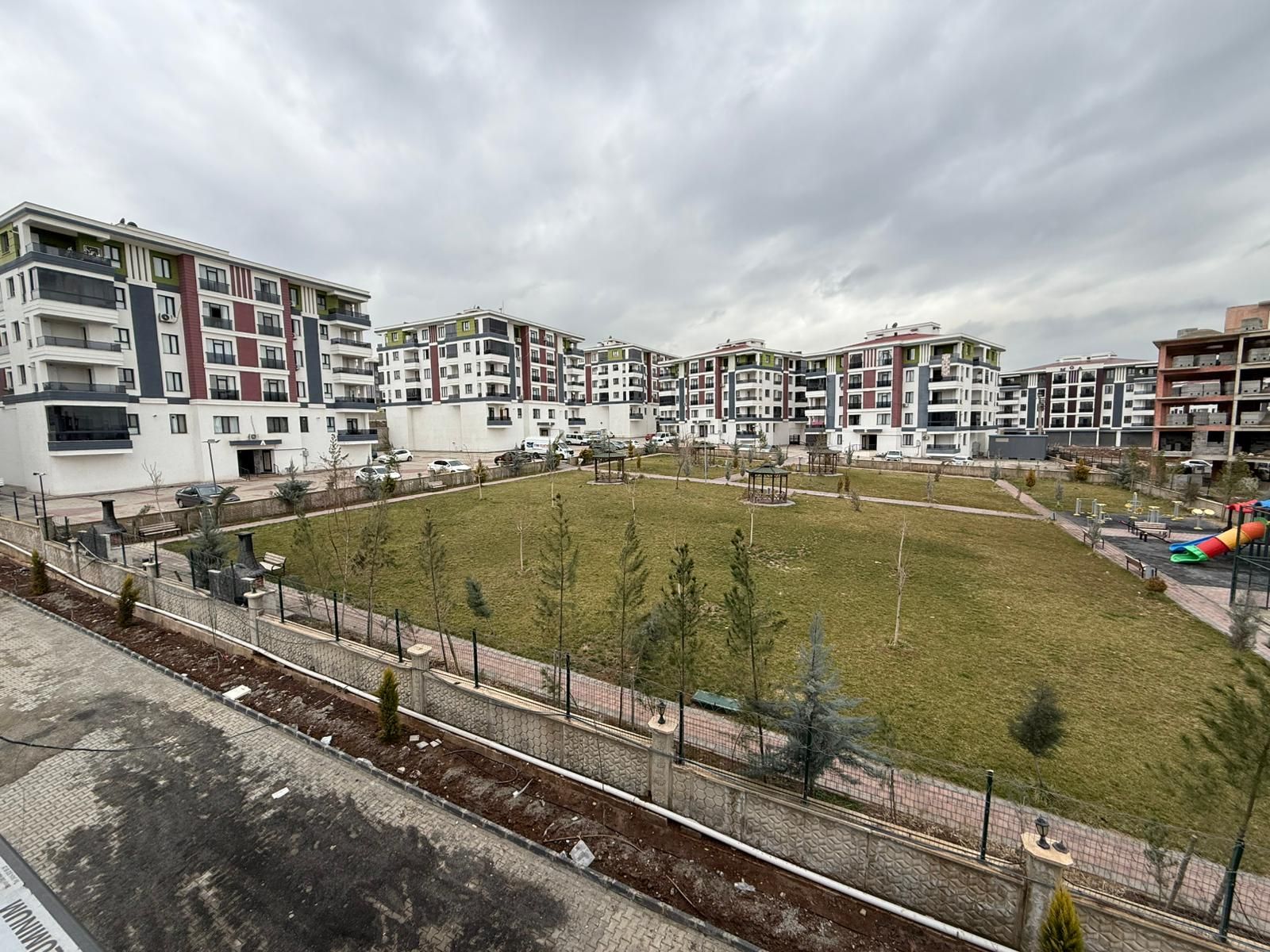 450 EVLERDE SATILIK 2+1 SIFIR DAİRE