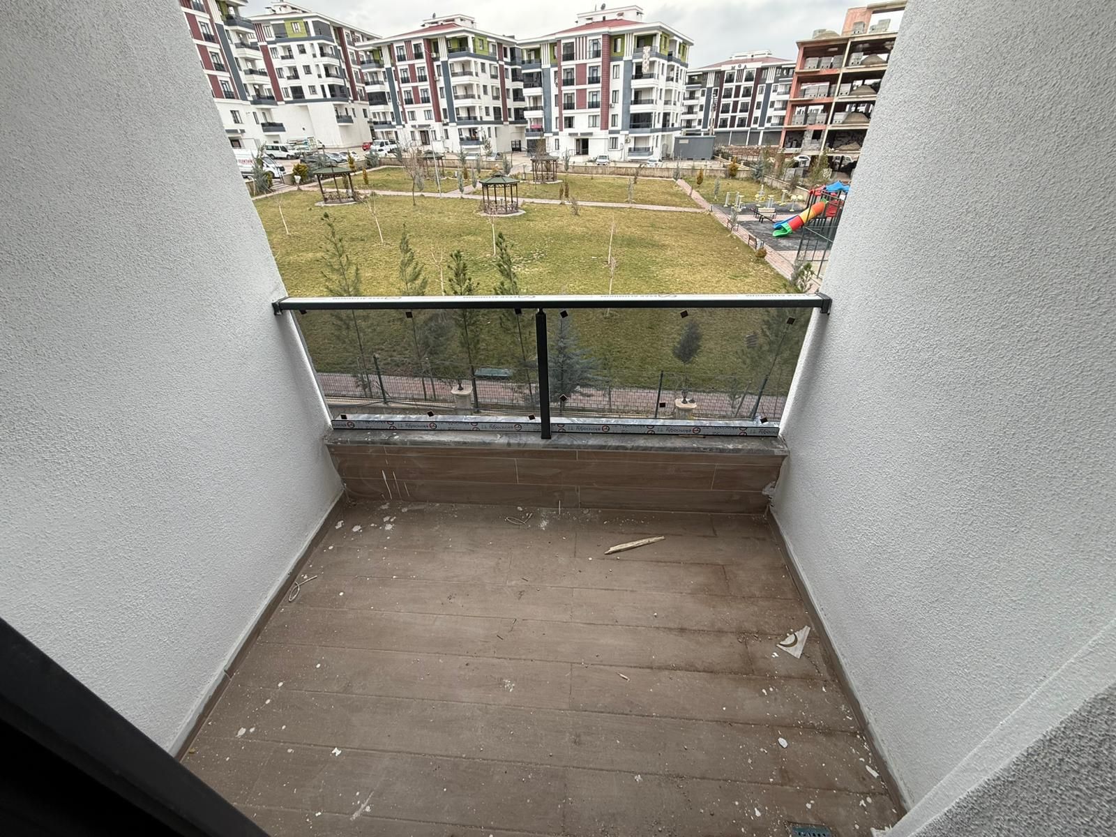 450 EVLERDE SATILIK 2+1 SIFIR DAİRE