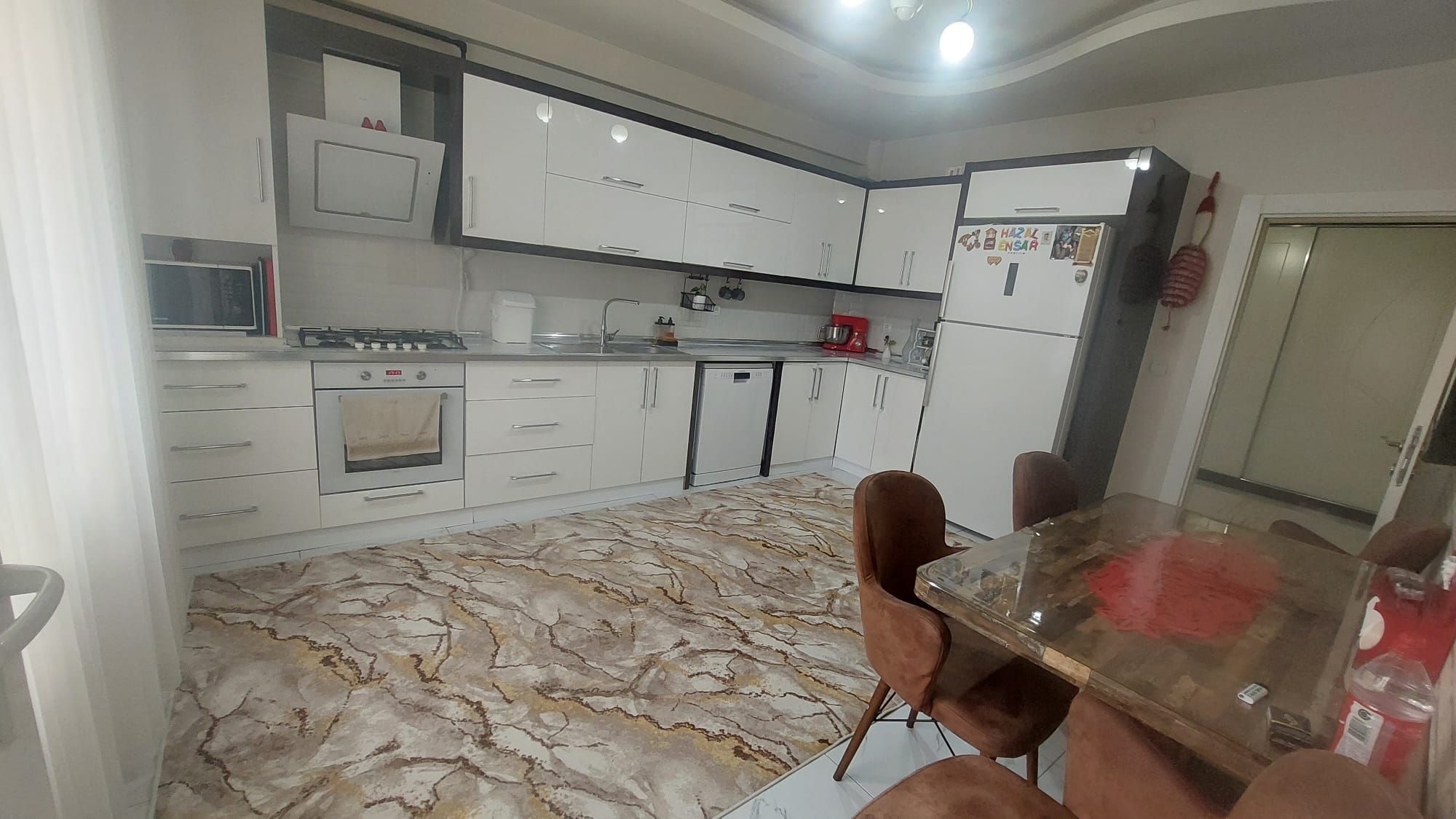FABRİKA MAHALLESİNİN EN GÜZEL HAVUZLU 3.5+1 DAİRESİ SATIŞTA