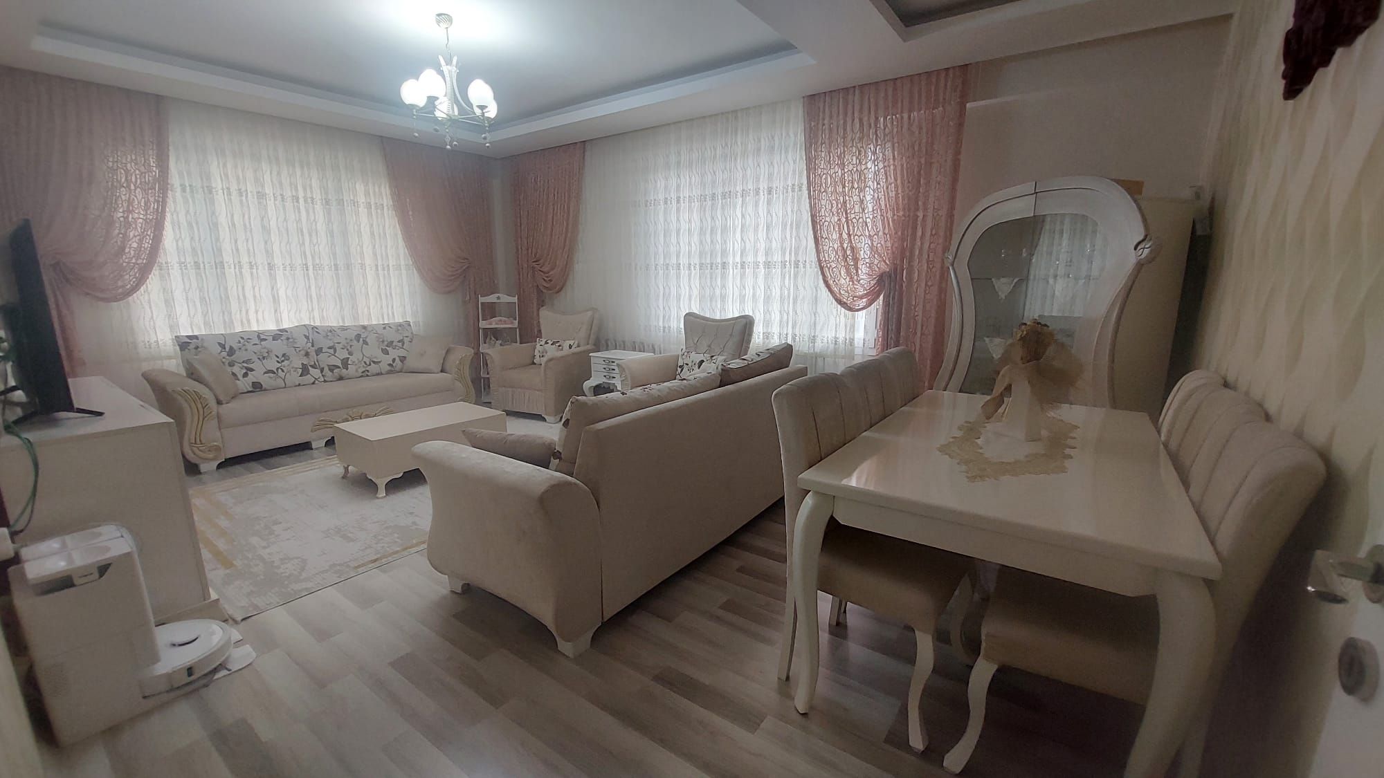 FABRİKA MAHALLESİNİN EN GÜZEL HAVUZLU 3.5+1 DAİRESİ SATIŞTA