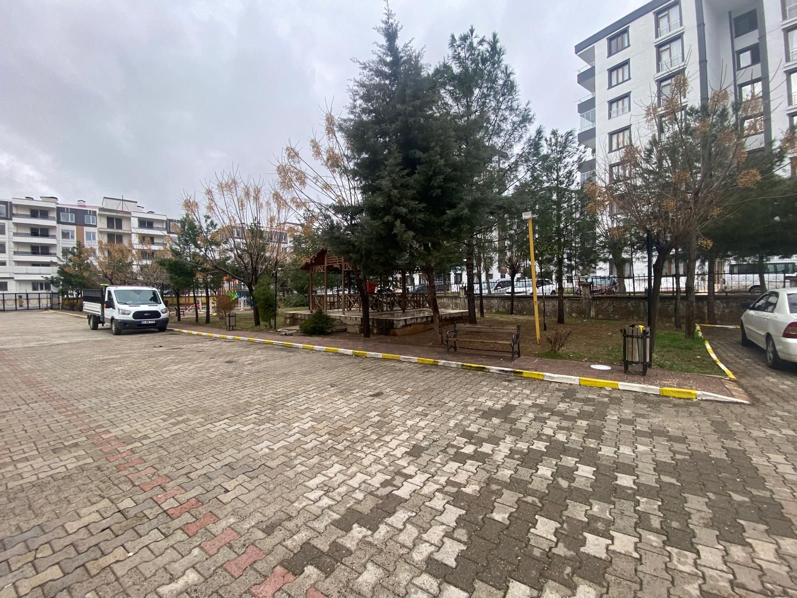 BAĞCILARDA ACİL SATILIK 3+1 DAİRE