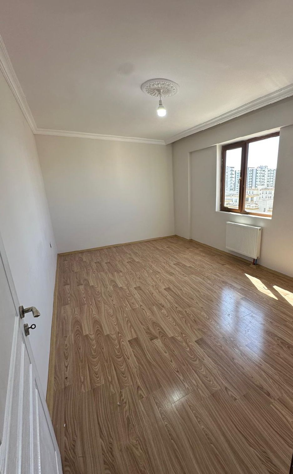 WİNSTOWN AVM YANI ARA KAT KİRALIK 3+1 DAİRE