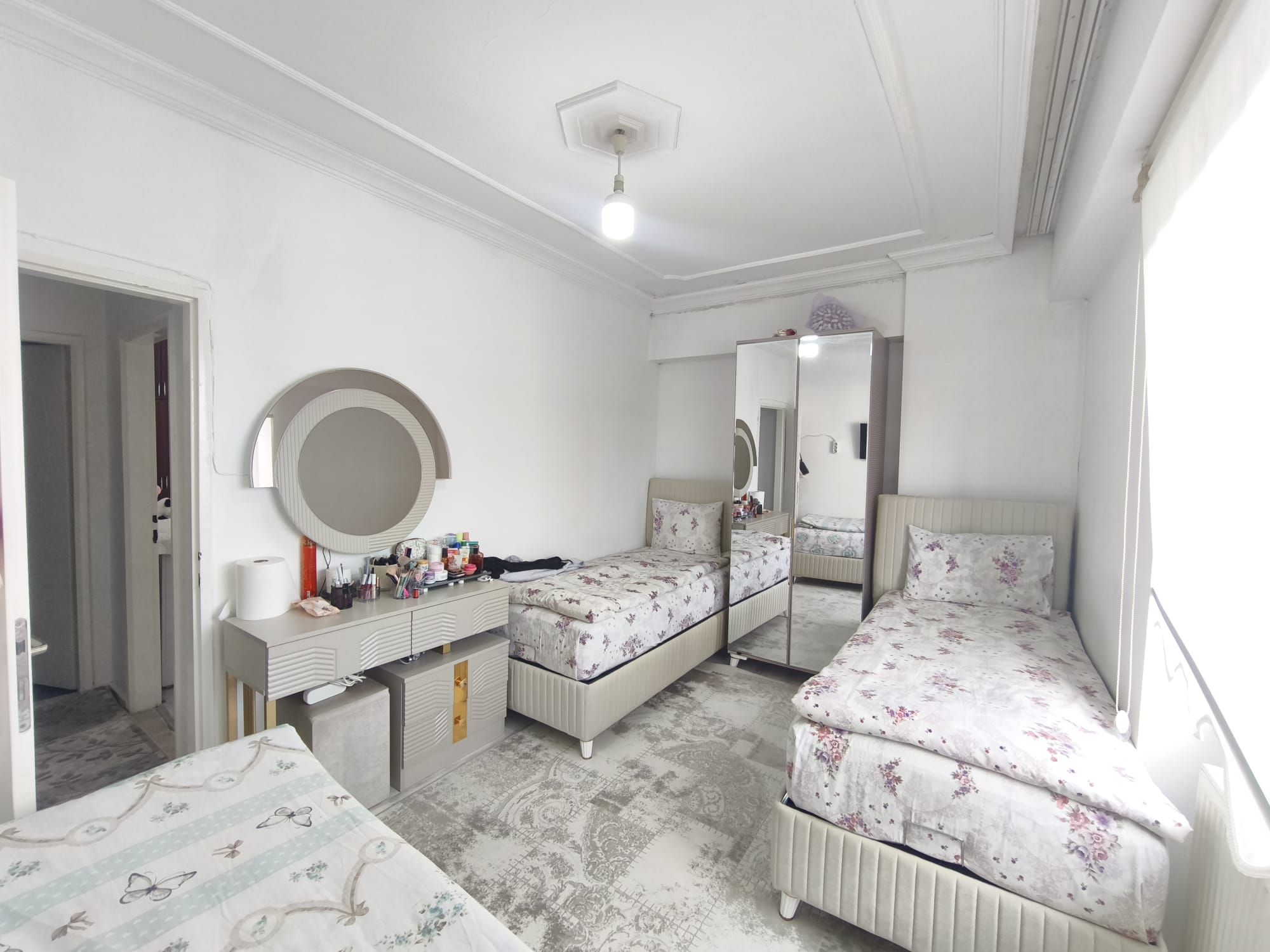 SATILIK TESİSLER KAVŞAĞI CİVARI 3+1 DAİRE