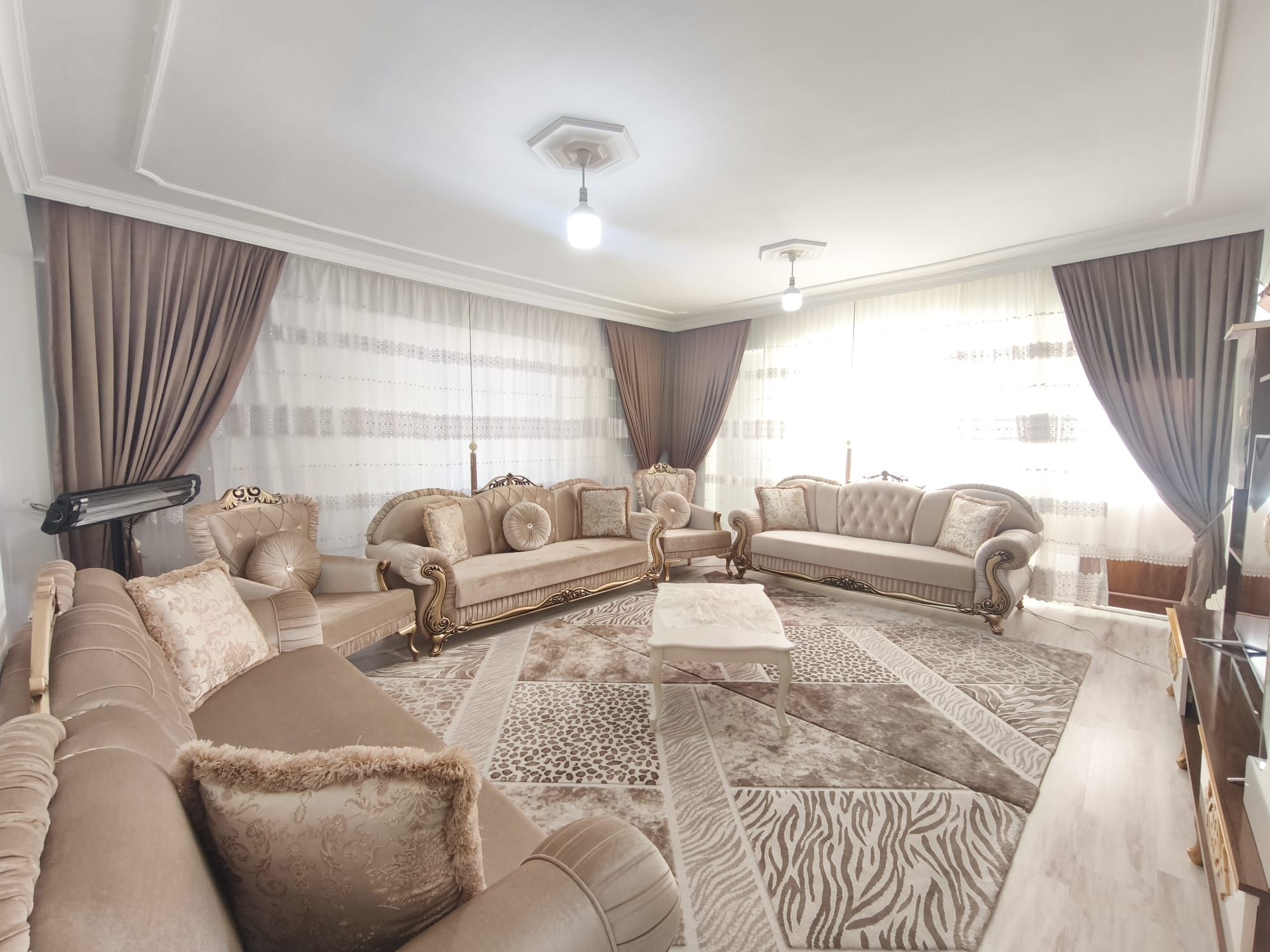 SATILIK TESİSLER KAVŞAĞI CİVARI 3+1 DAİRE