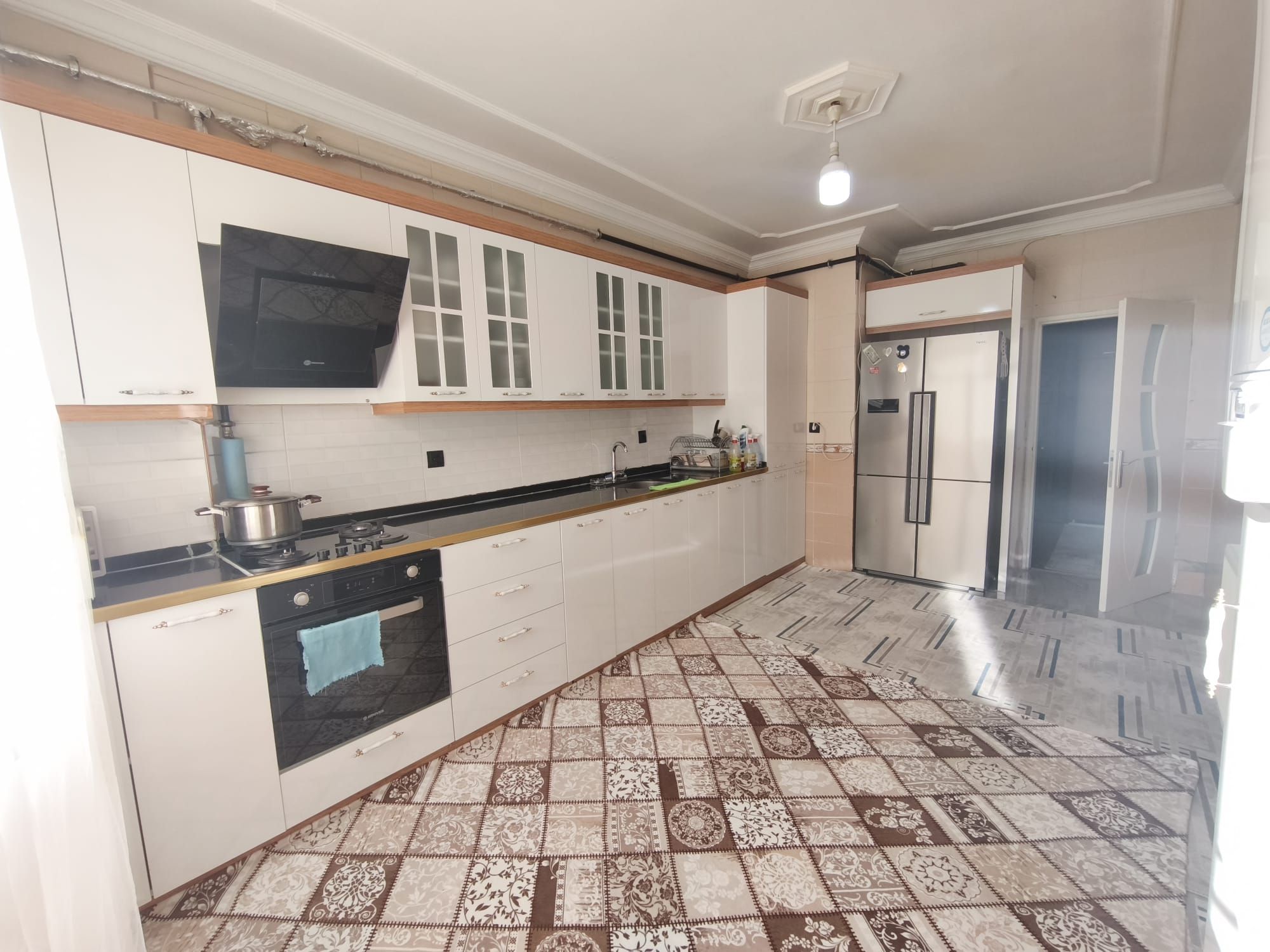 SATILIK TESİSLER KAVŞAĞI CİVARI 3+1 DAİRE