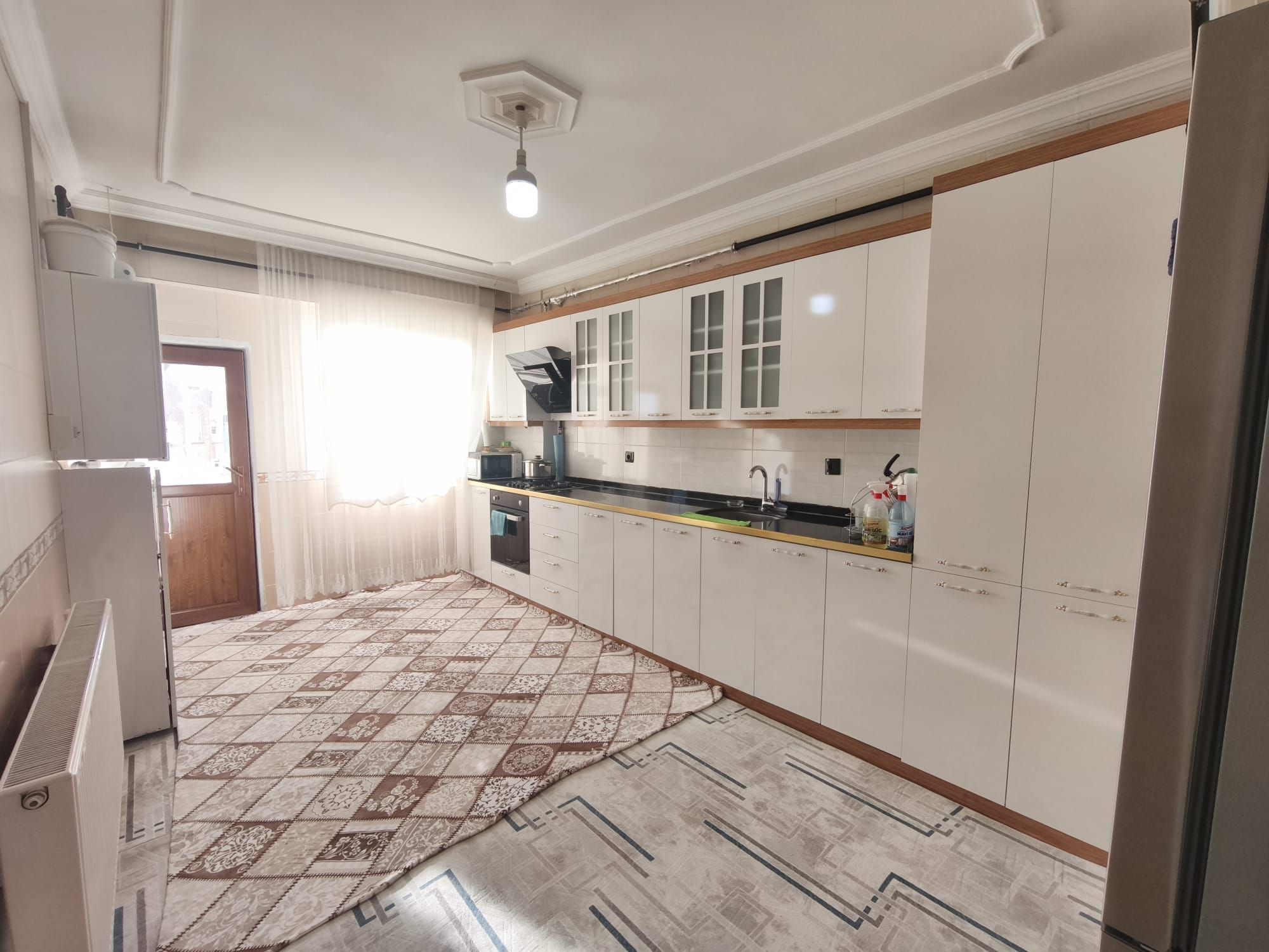 SATILIK TESİSLER KAVŞAĞI CİVARI 3+1 DAİRE