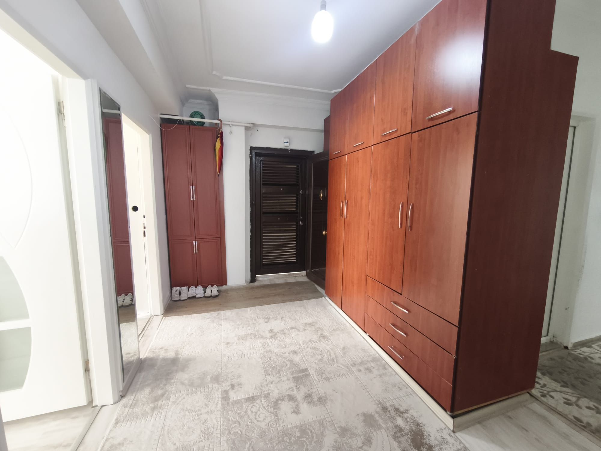 SATILIK TESİSLER KAVŞAĞI CİVARI 3+1 DAİRE