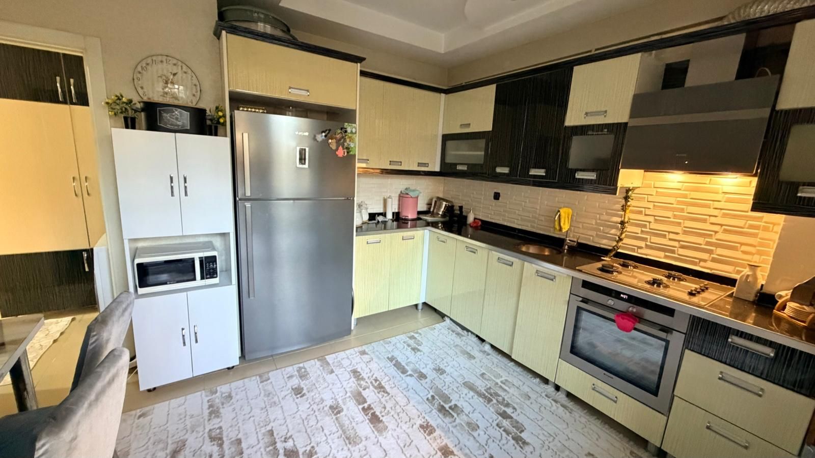 BAĞCILAR ÖĞRETMENİM OKULLARI ARKASINDA 2+1 MASRAFLI SATILIK DAİRE