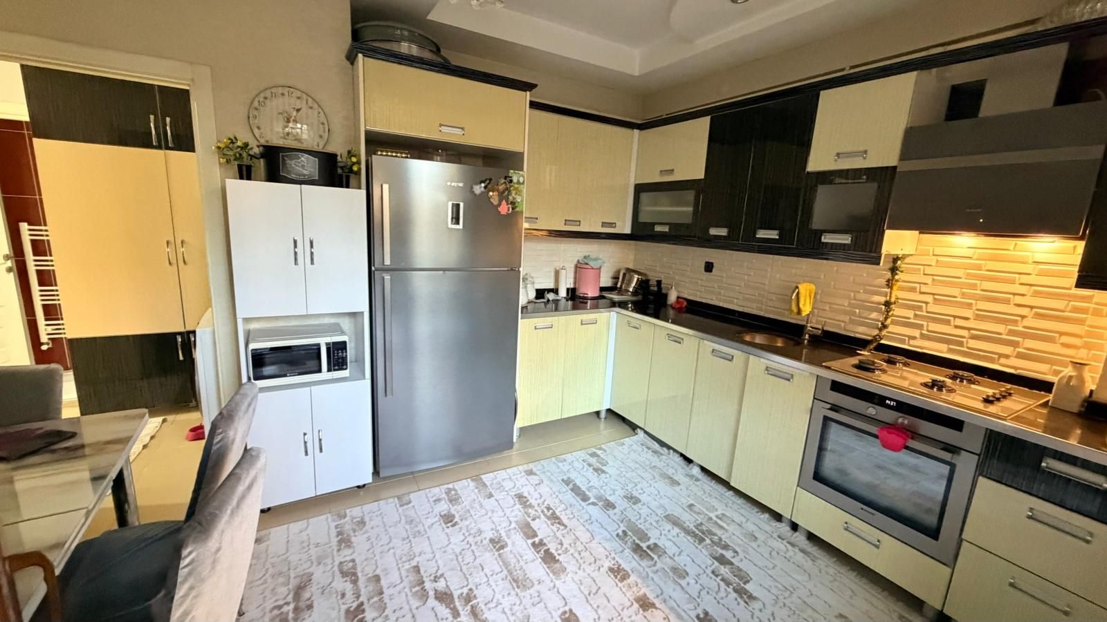 BAĞCILAR ÖĞRETMENİM OKULLARI ARKASINDA 2+1 MASRAFLI SATILIK DAİRE