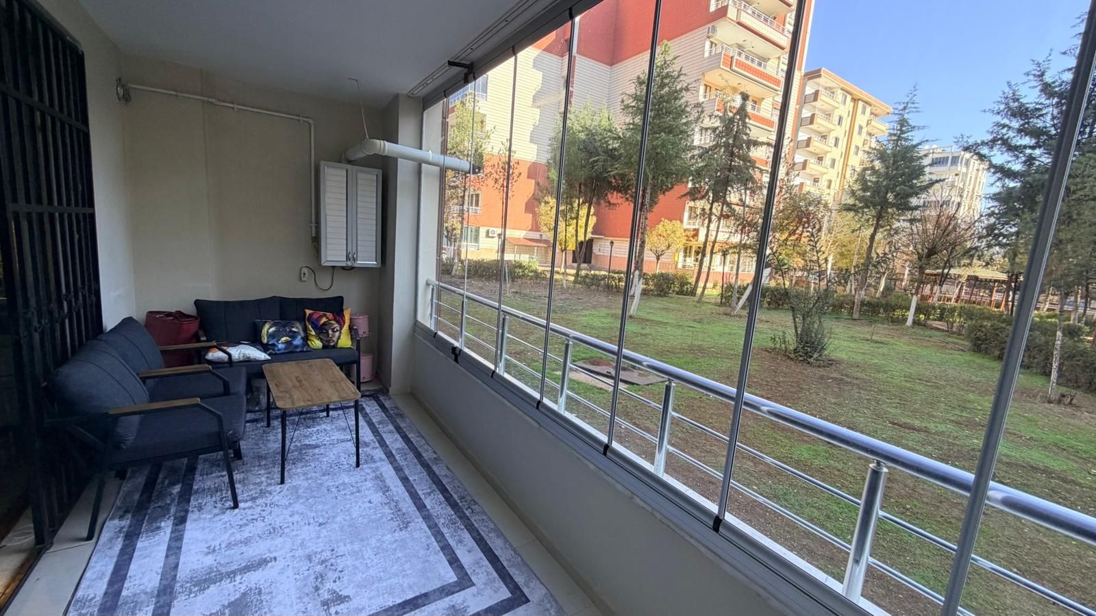 BAĞCILAR ÖĞRETMENİM OKULLARI ARKASINDA 2+1 MASRAFLI SATILIK DAİRE