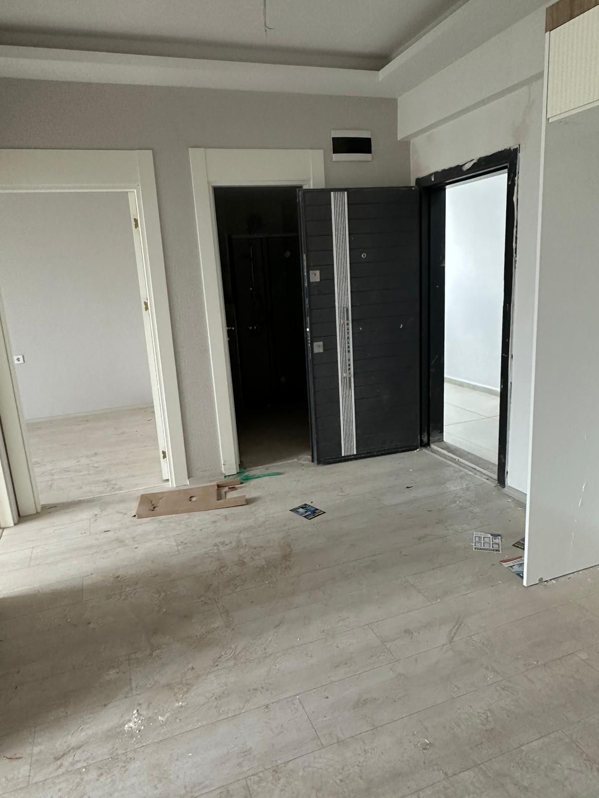 MASTFROŞ CADDESİ KAYALAR YAPI KALİTESİYLE 2+1 FIRSAT DAİRE