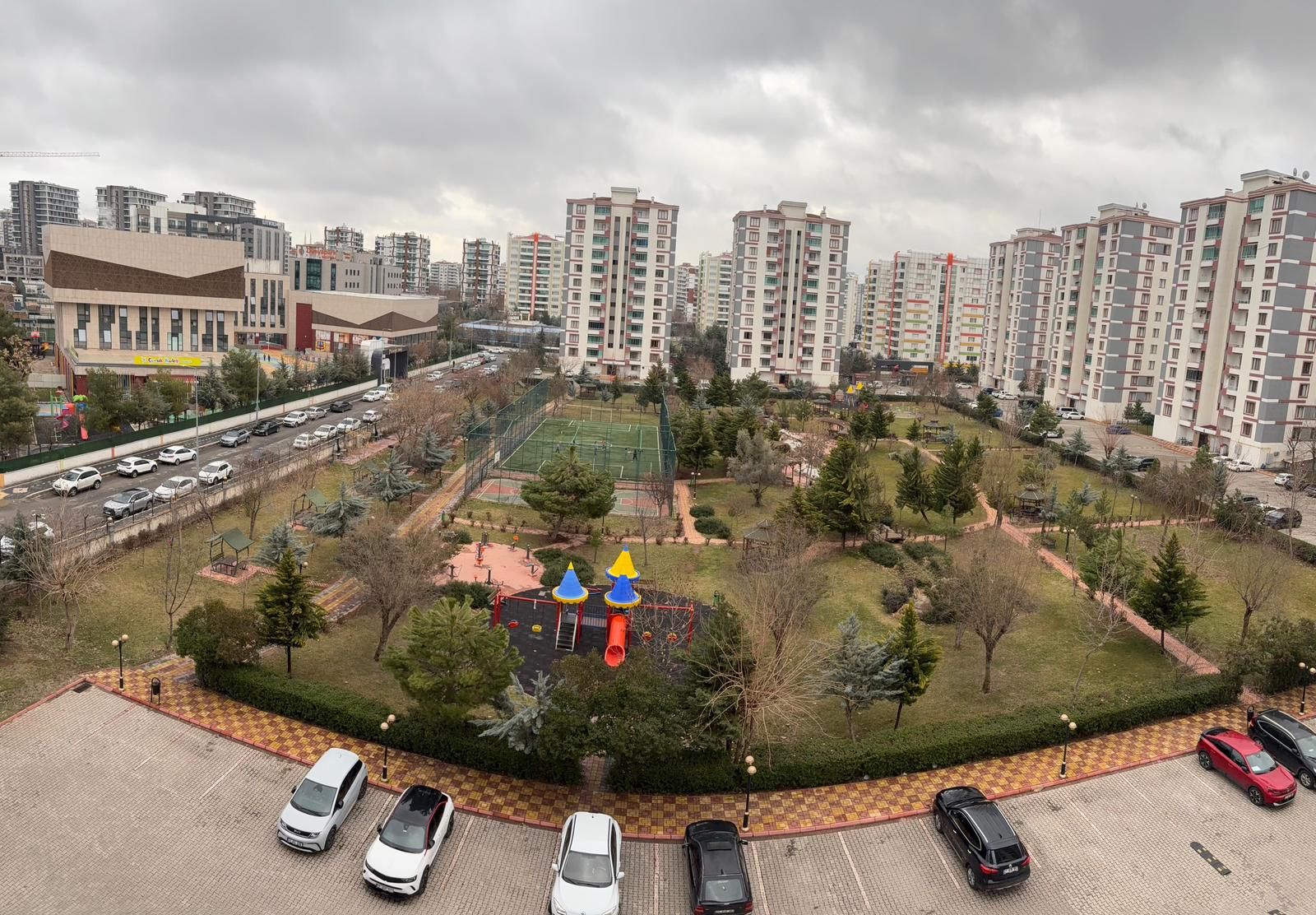 75' TE ŞEHRİ BARAN DAN GİRİŞ KAT 2+1 ACİL SATIIK DAİRE
