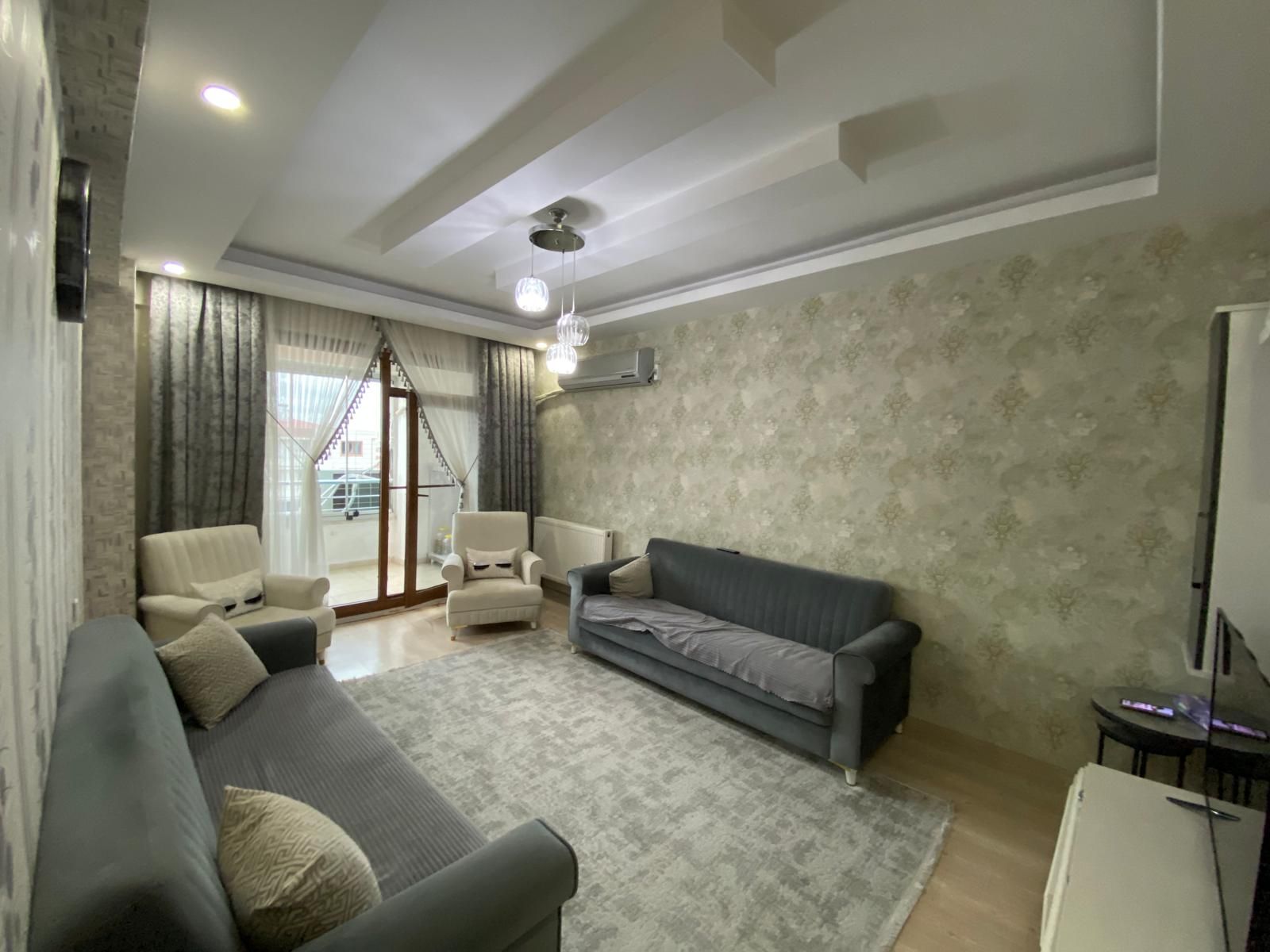 BAĞCILAR EVRİM ALATAŞ CADDESİNDE 3+1 LÜX DAİRE