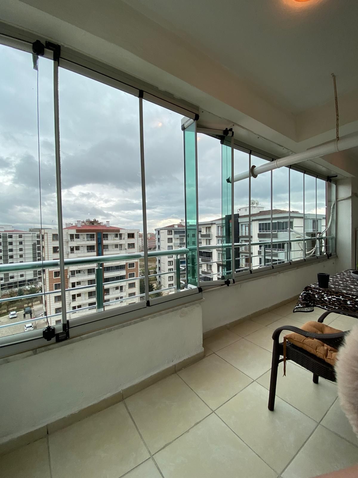 BAĞCILAR EVRİM ALATAŞ CADDESİNDE 3+1 LÜX DAİRE