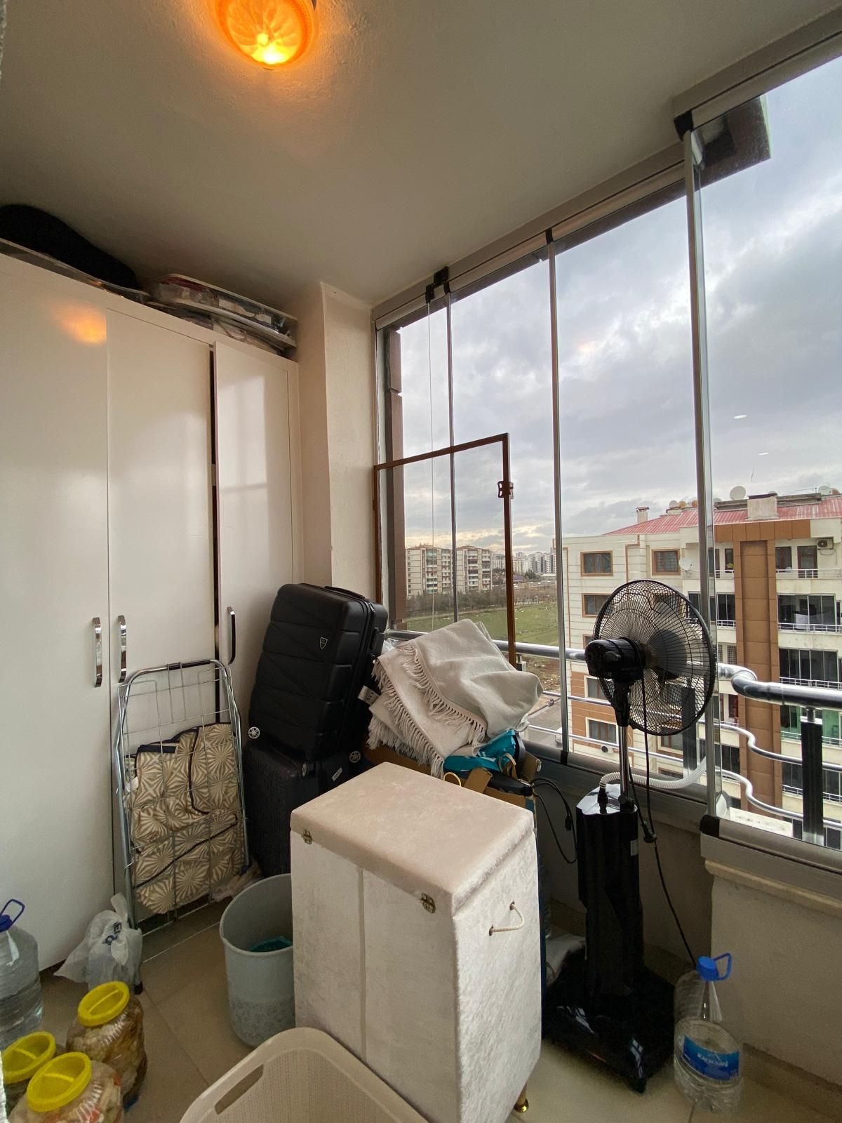BAĞCILAR EVRİM ALATAŞ CADDESİNDE 3+1 LÜX DAİRE