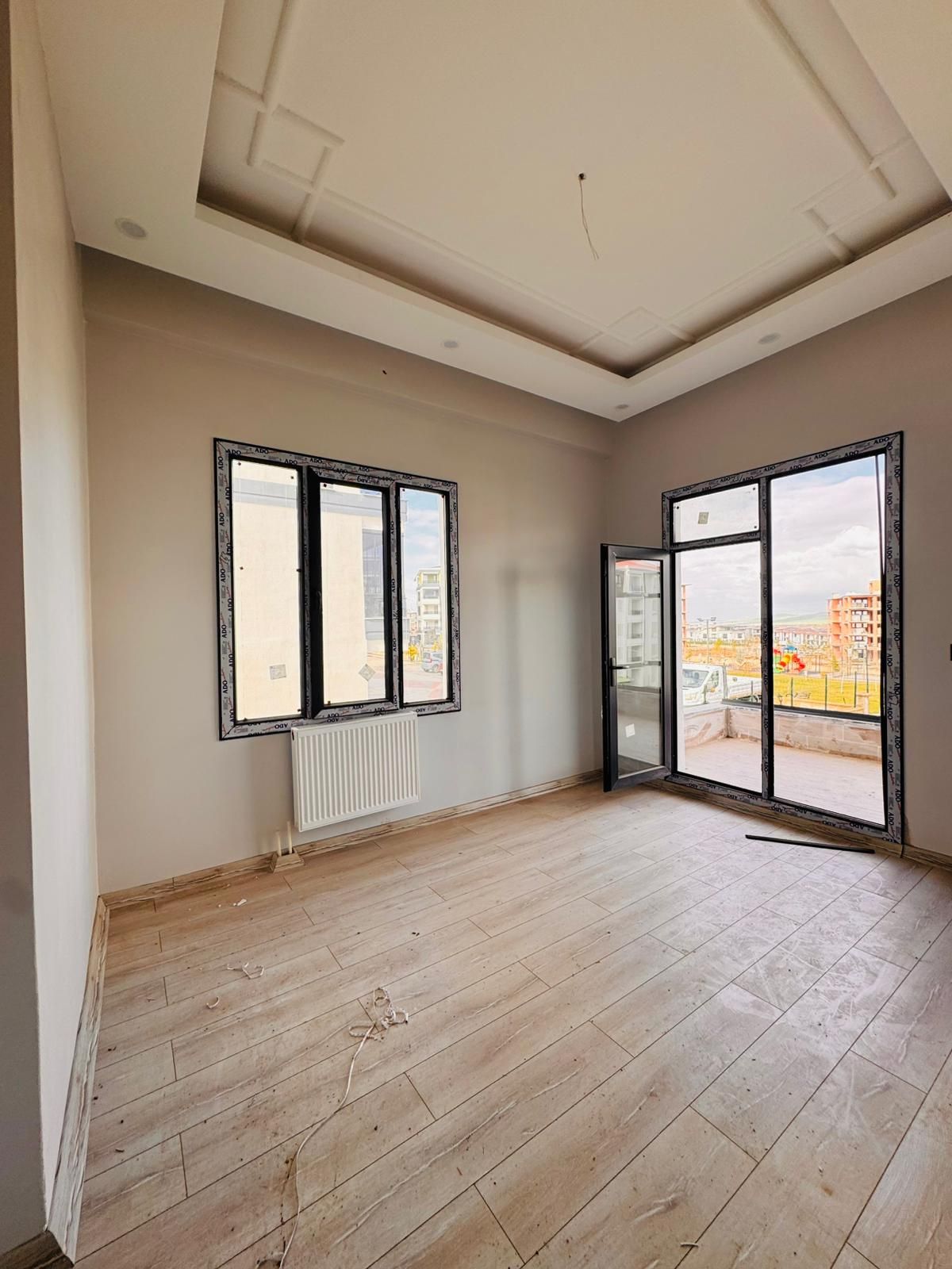 YENİŞEHİR DÖNÜMLÜ MAHALLESİNDE 2+1 LÜKS DAİRE