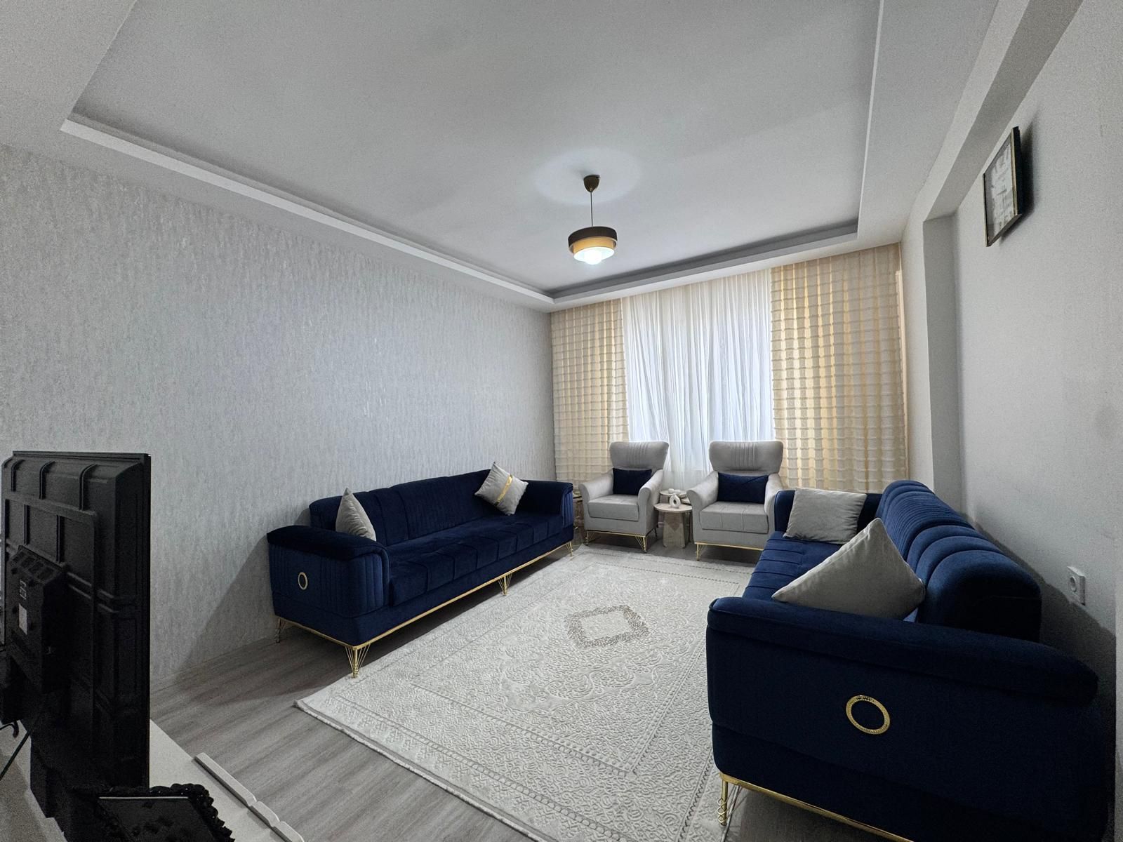 ÜÇKUYULAR ARAŞTIRMA HASTANESİ KARŞISINDA SİTE İÇİ 2.5+1 ACİL SATILIK DAİRE