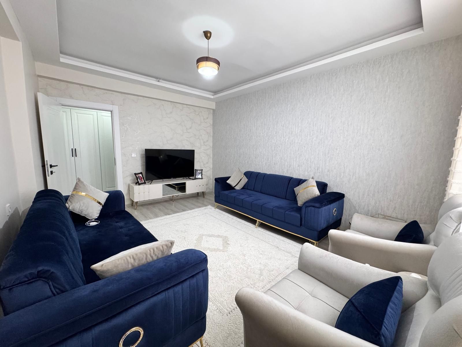 ÜÇKUYULAR ARAŞTIRMA HASTANESİ KARŞISINDA SİTE İÇİ 2.5+1 ACİL SATILIK DAİRE