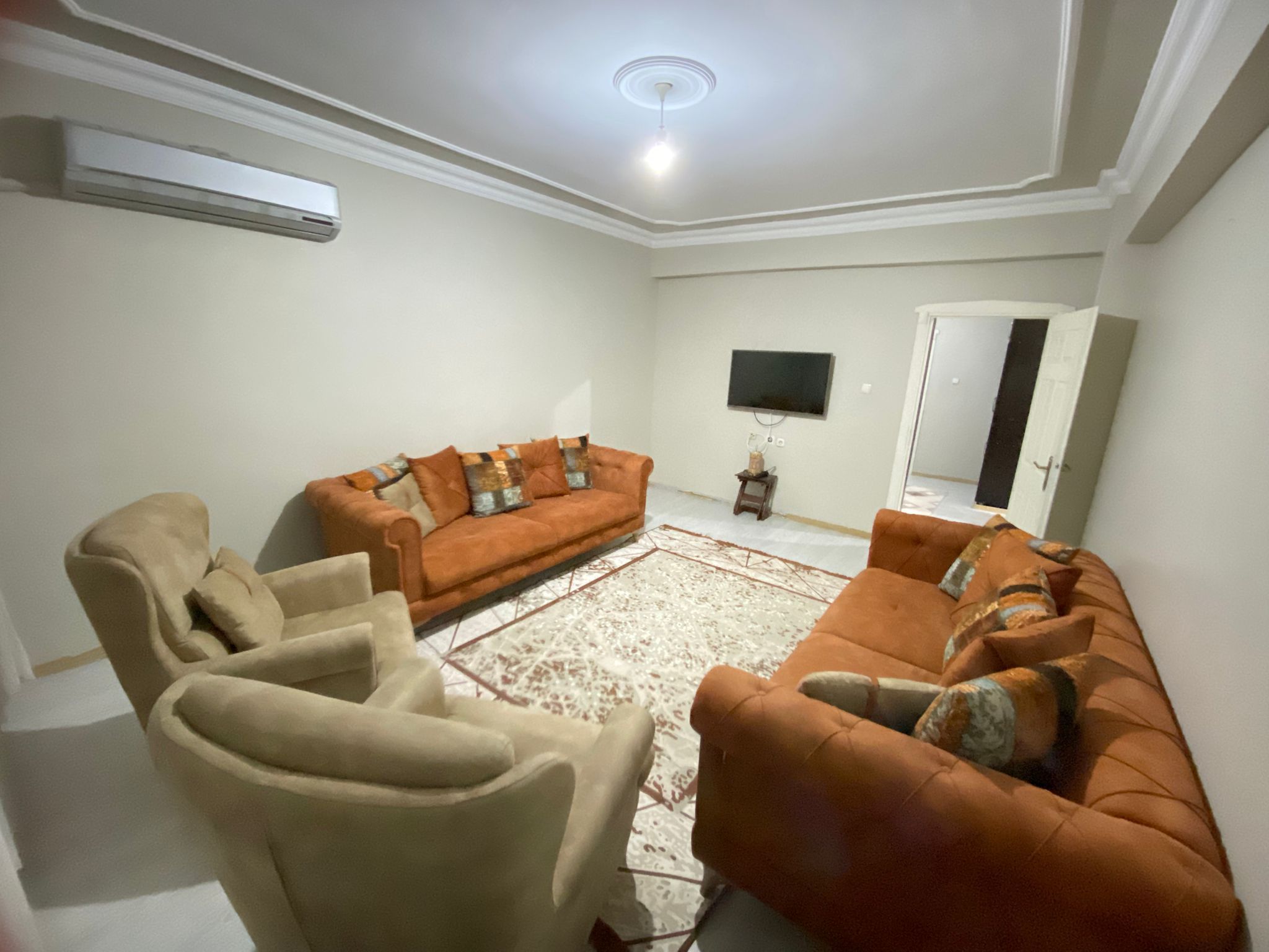 TEKEL KAVŞAĞI CİVARI ACİL SATILIK 3+1 DAİRE!