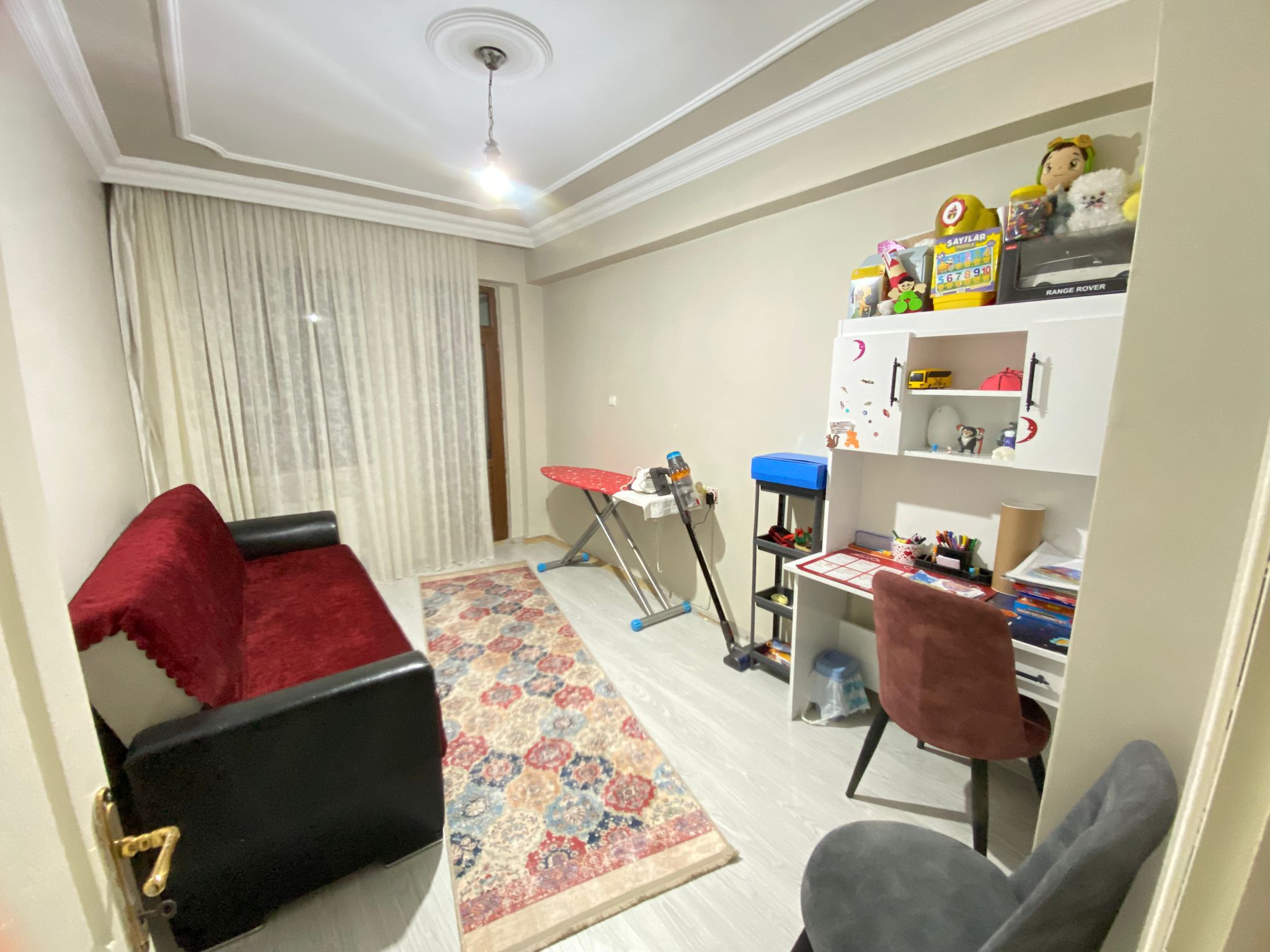 TEKEL KAVŞAĞI CİVARI ACİL SATILIK 3+1 DAİRE!
