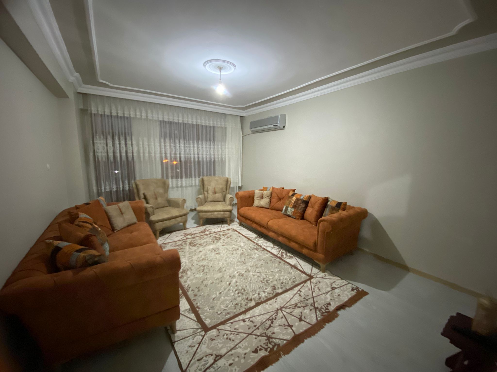TEKEL KAVŞAĞI CİVARI ACİL SATILIK 3+1 DAİRE!