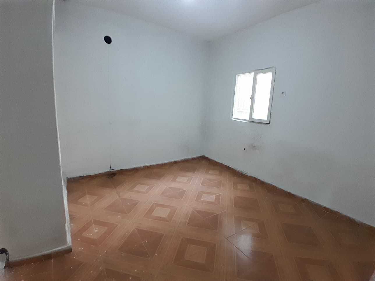 BAĞLARDA NURİYE ÇELEBİ ESER İLKOKULU YANI SATILIK 2+1 DAİRE